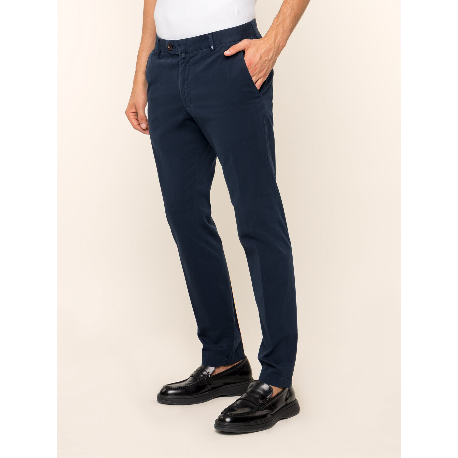 JOOP! Hlače iz tkanine 30017330 Mornarsko modra Slim Fit - Pepit.si