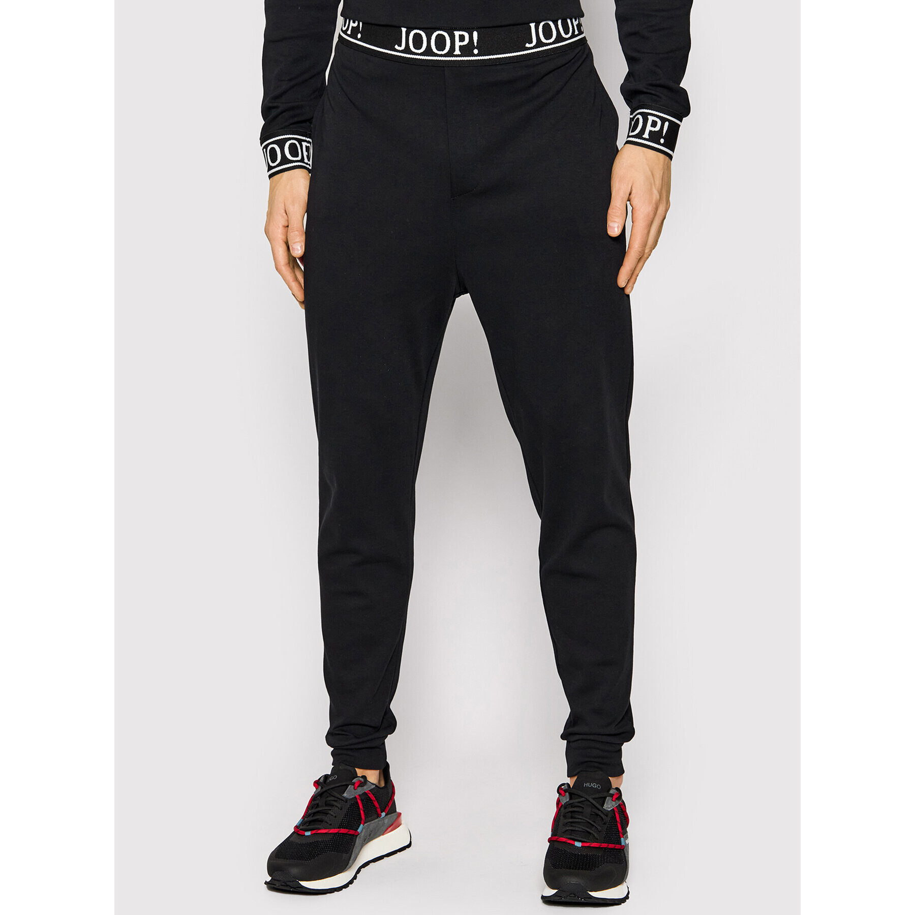 JOOP! Spodnji del trenirke 17 J221LW007 30029923 Črna Regular Fit - Pepit.si