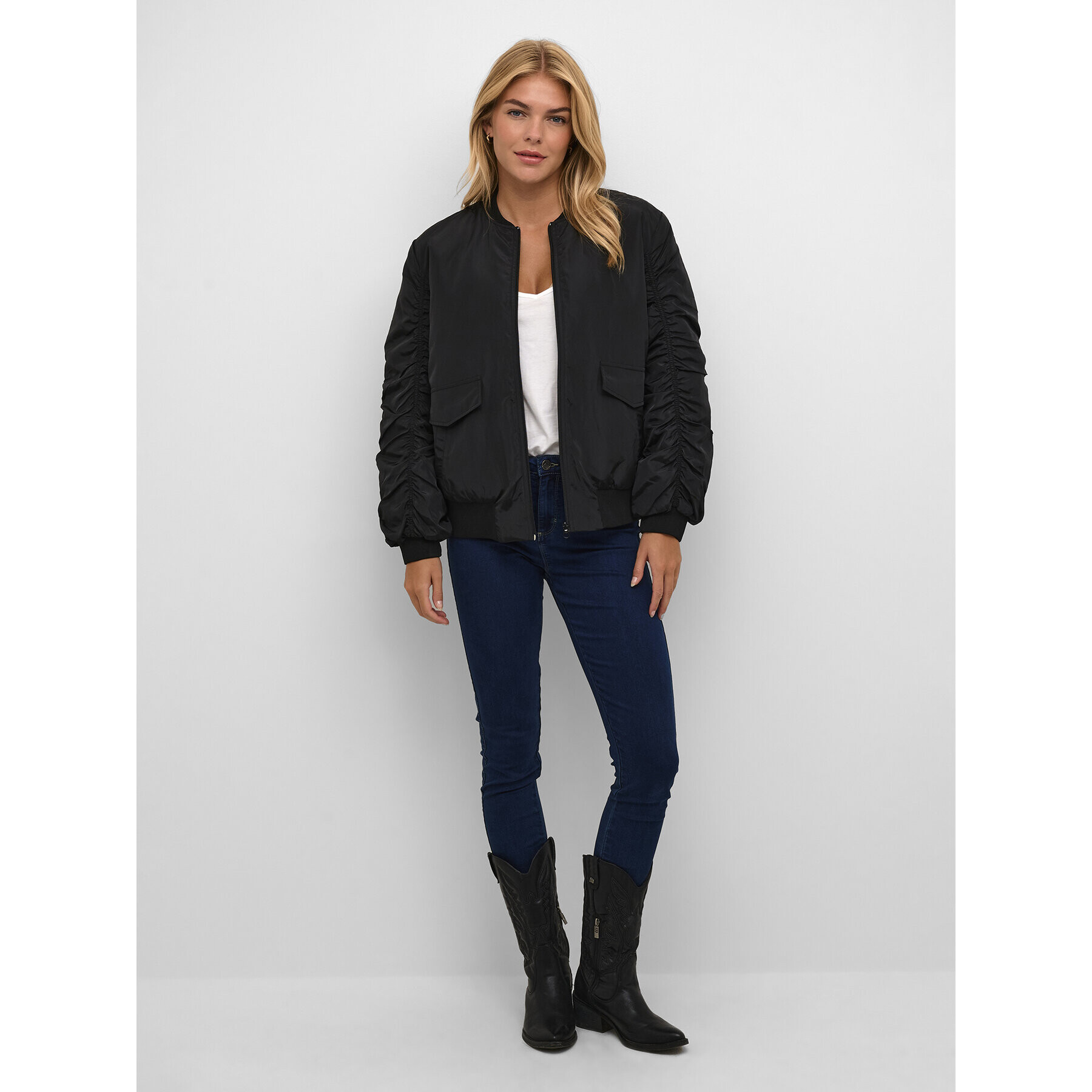 Kaffe Bomber jakna Boli 10507580 Črna Relaxed Fit - Pepit.si