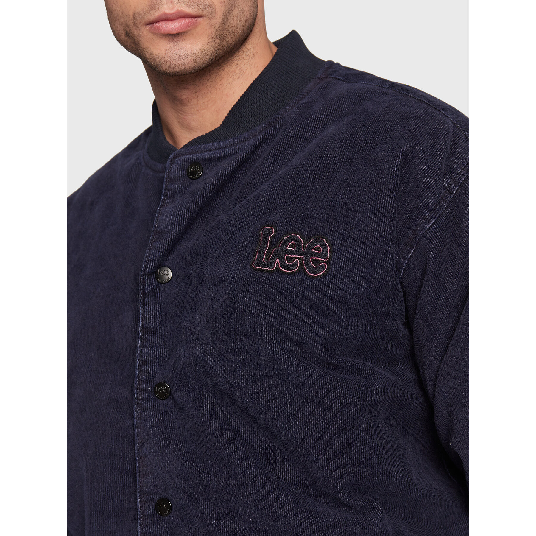 Lee Bomber jakna Varsity L89PDNPM Mornarsko modra Regular Fit - Pepit.si