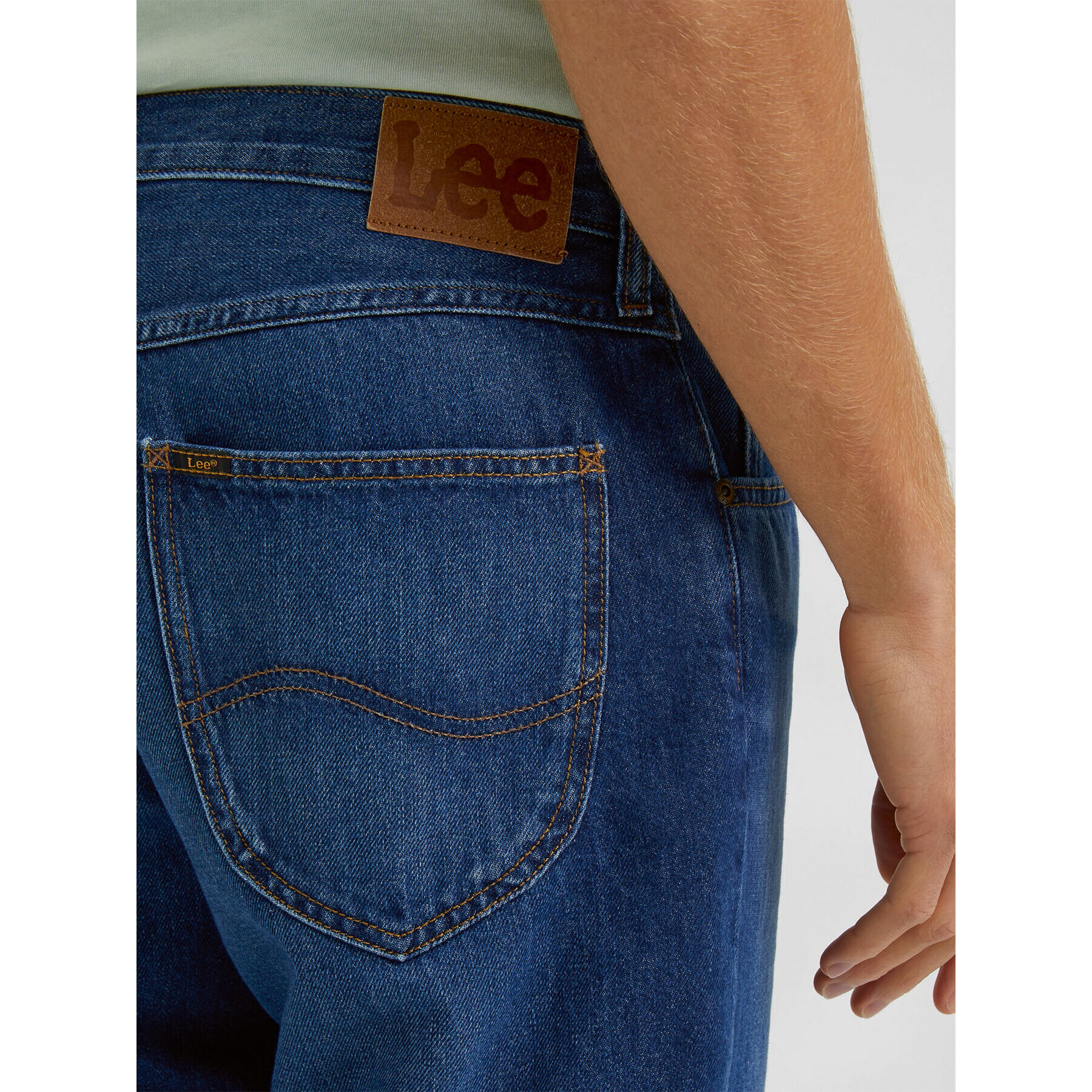 Lee Jeans kratke hlače 5 Pocket L73MHVB72 Modra Regular Fit - Pepit.si