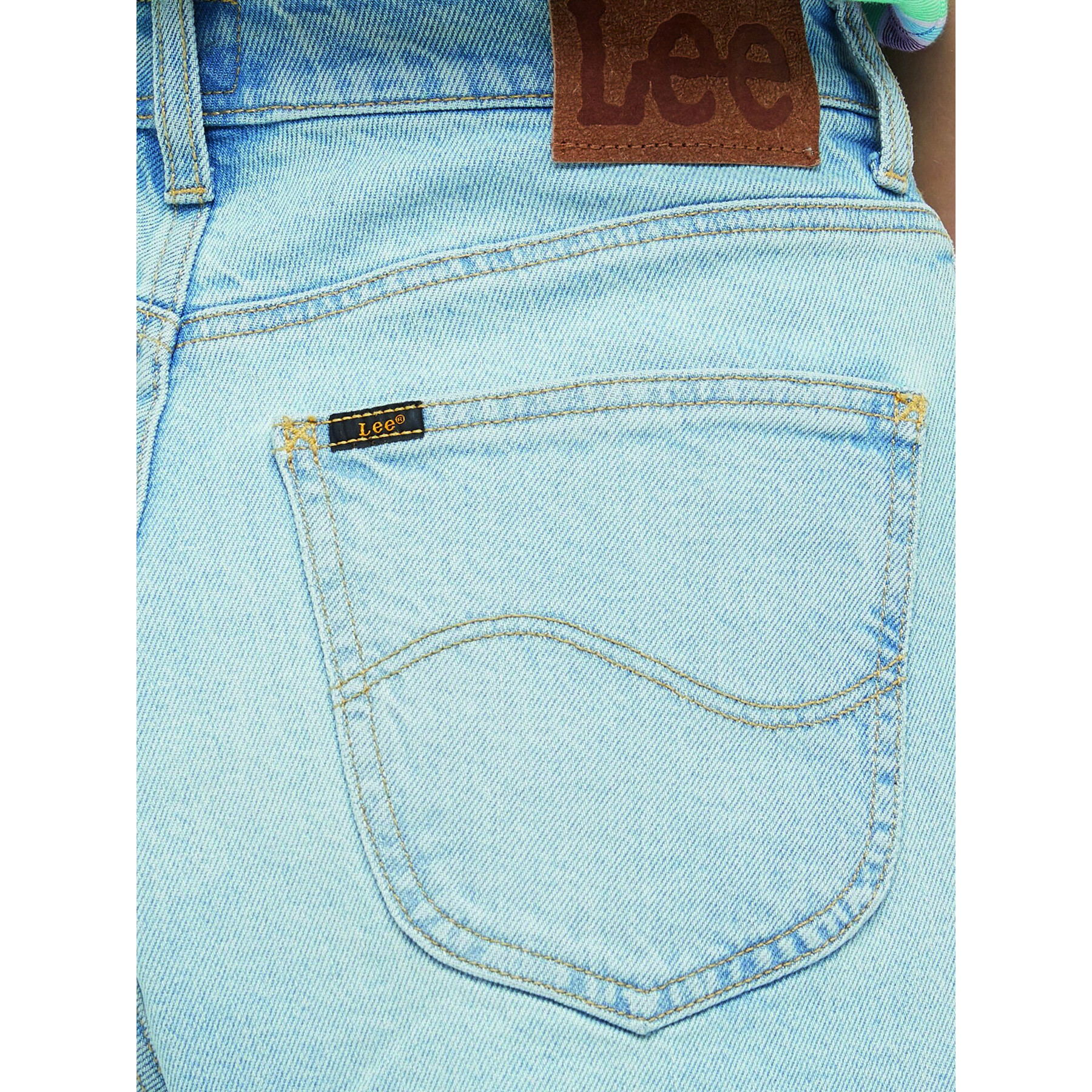 Lee Jeans kratke hlače Carol L37CHGB33 Modra Regular Fit - Pepit.si