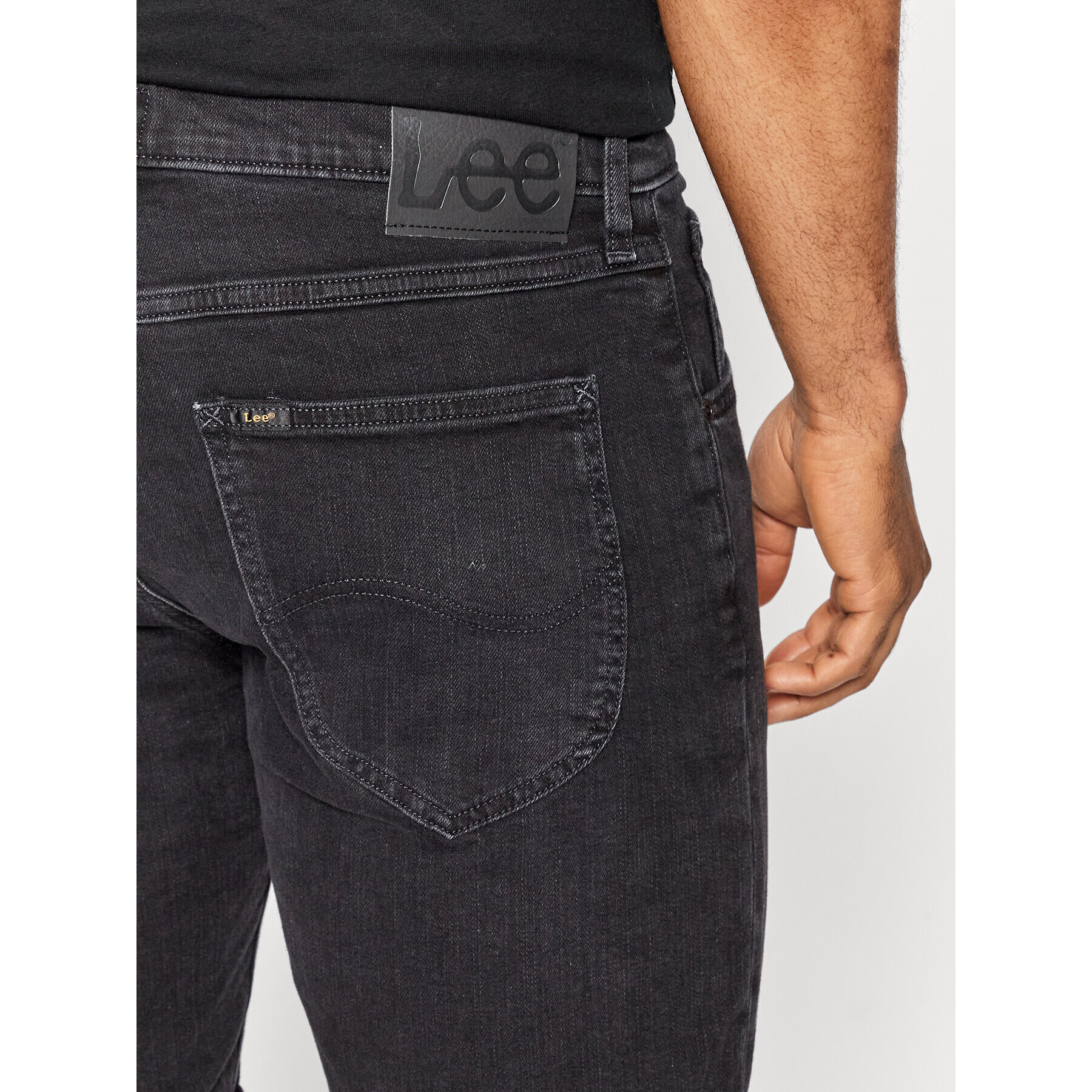 Lee Jeans kratke hlače L73EHFLJ Črna Regular Fit - Pepit.si