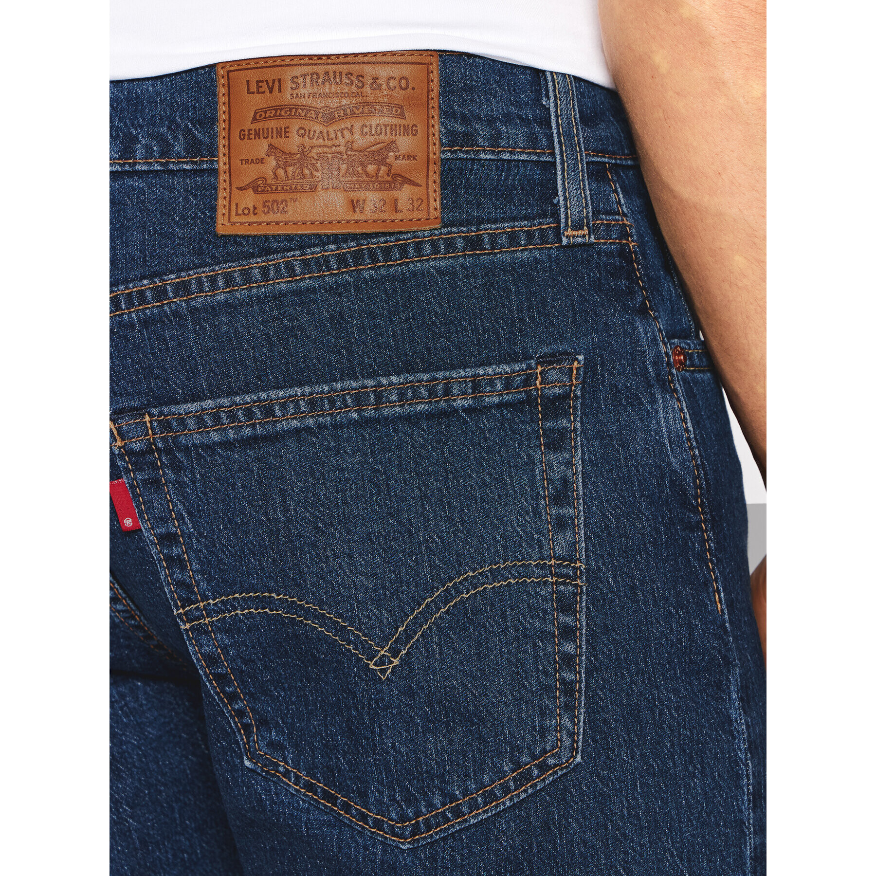 Levi's® Jeans hlače 502™ 29507-1198 Mornarsko modra Taper Fit - Pepit.si