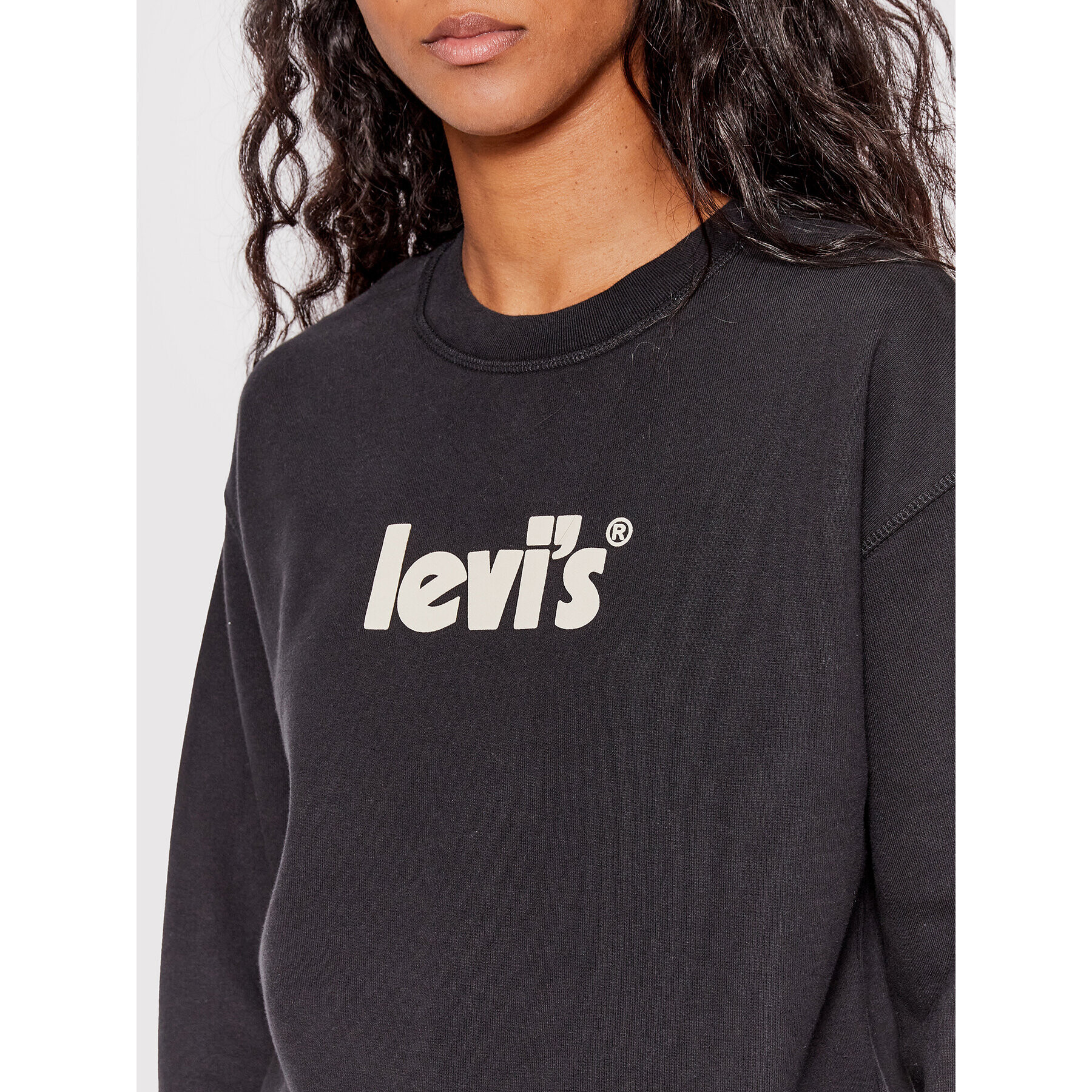 Levi's® Jopa Graphic Standard Crew 18686-0056 Črna Relaxed Fit - Pepit.si