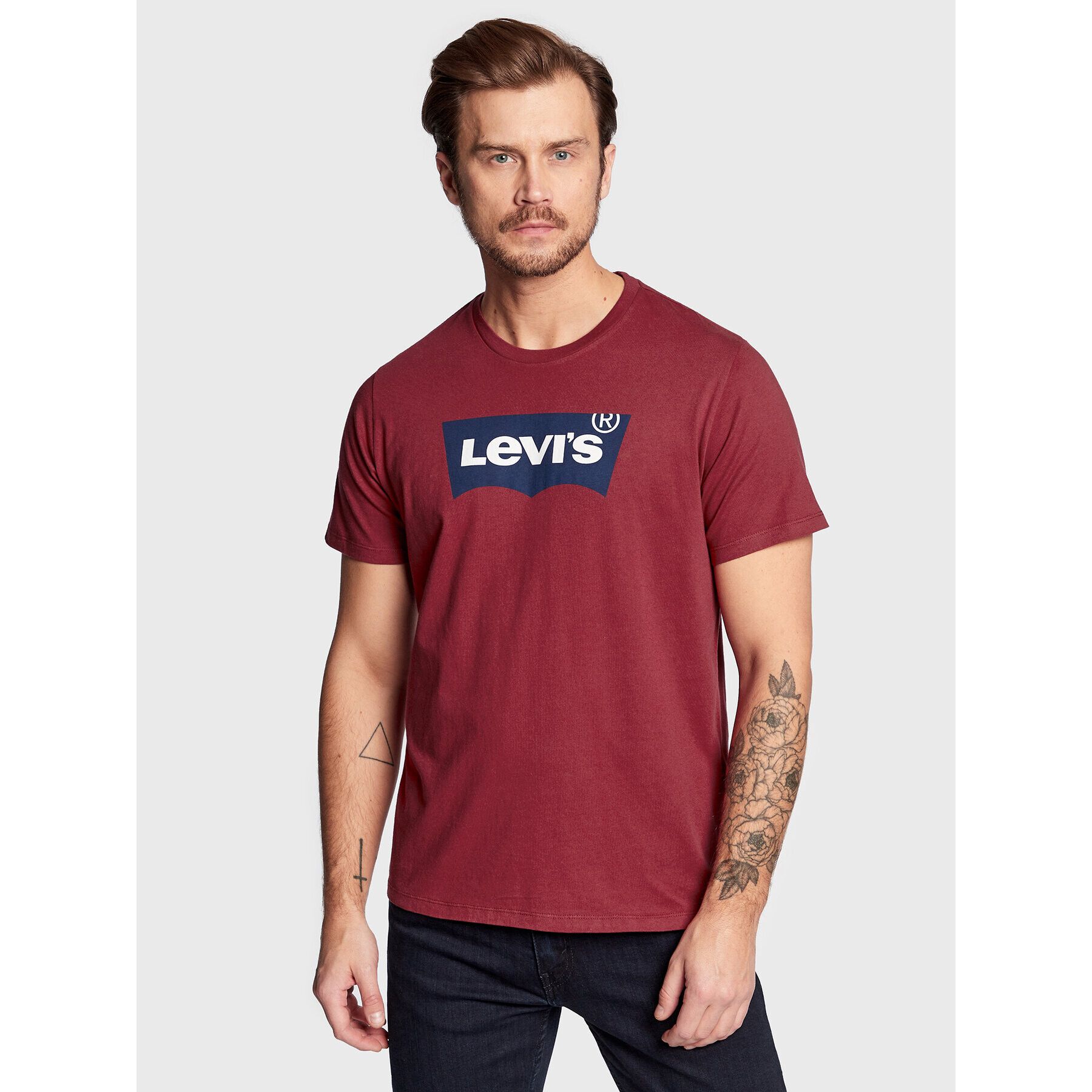 Levi's® Majica Classic Graphic 22491-1190 Rdeča Classic Fit - Pepit.si