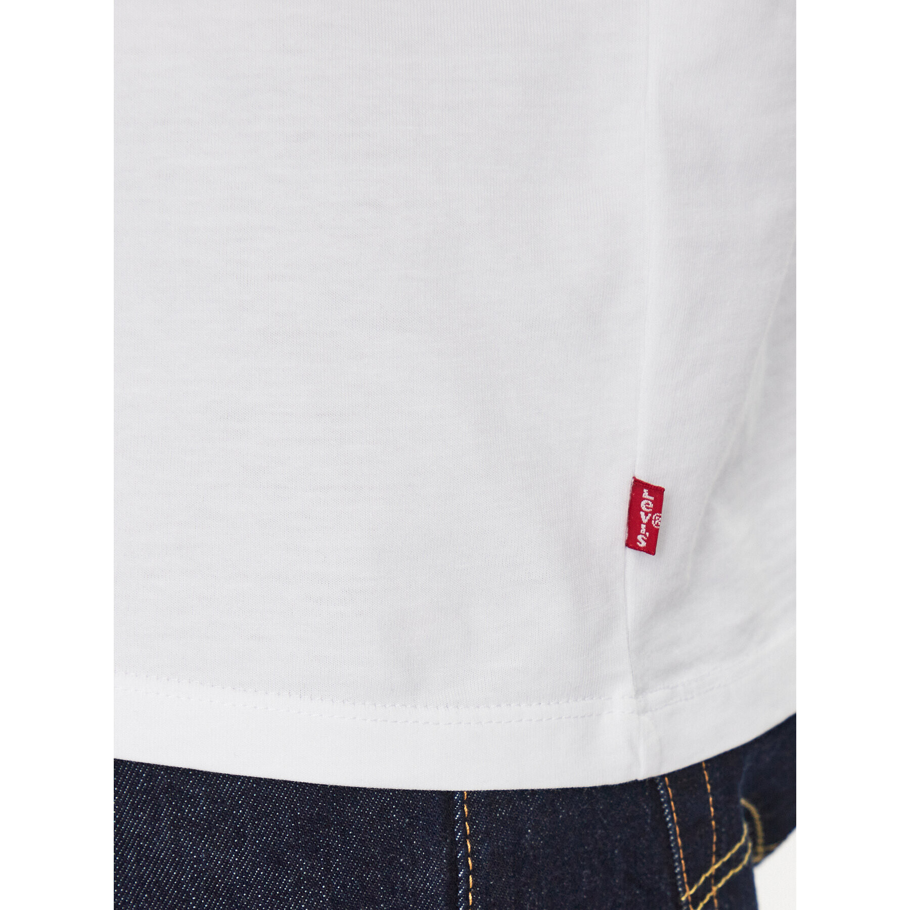 Levi's® Majica Graphic 22491-1326 Bela Standard Fit - Pepit.si