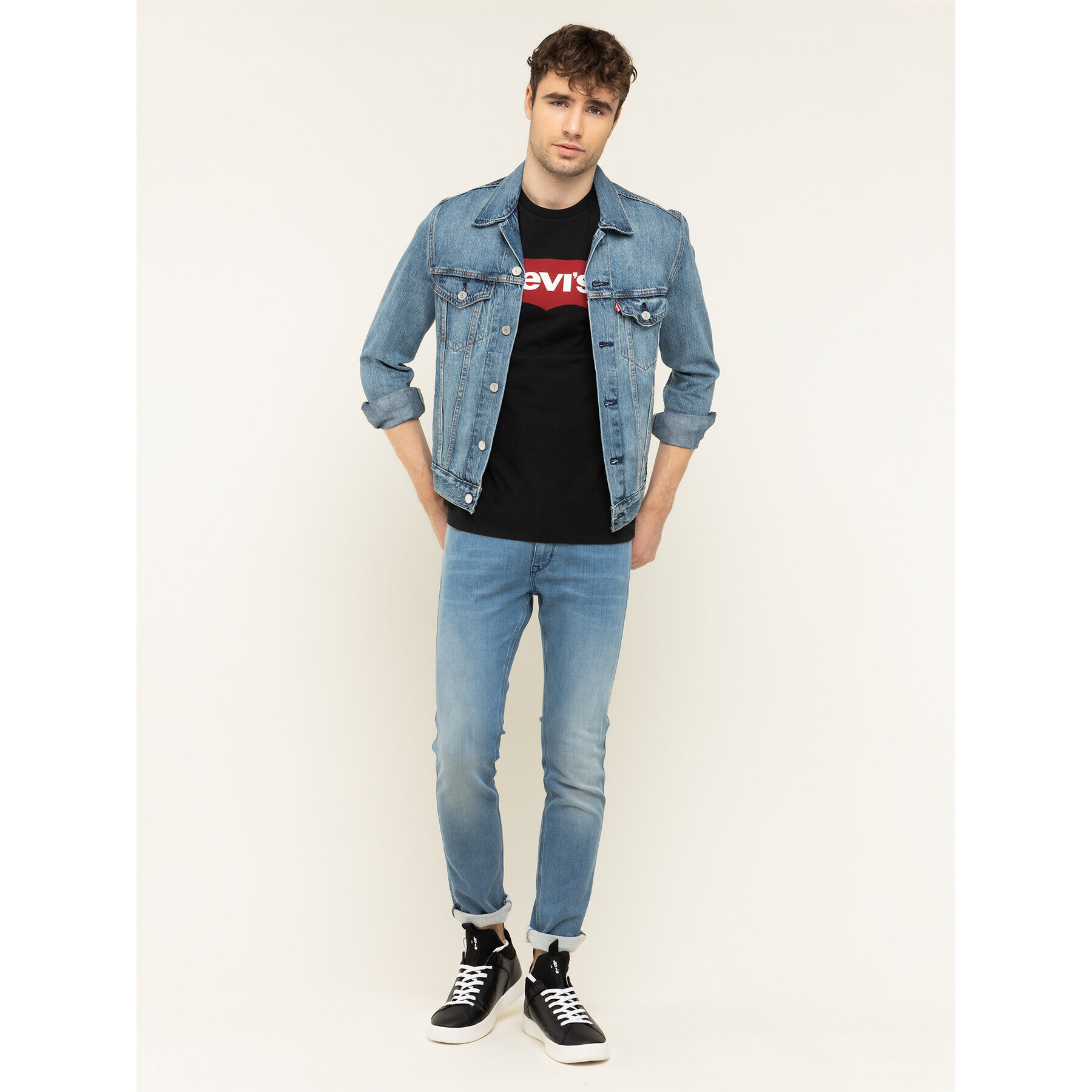 Levi's® Majica Housemark Tee 17783-0137 Črna Regular Fit - Pepit.si