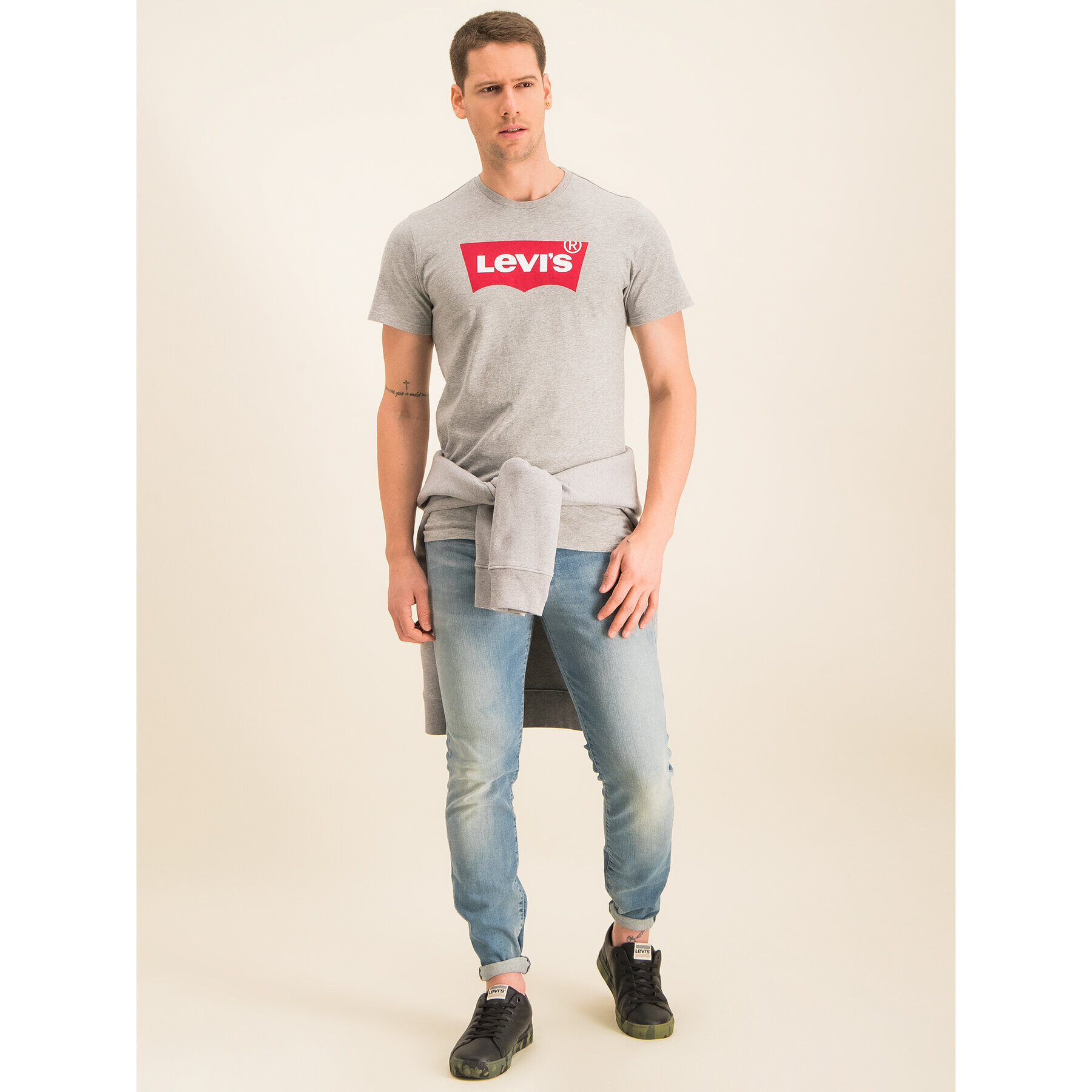 Levi's® Majica Housemark Tee 17783-0138 Siva Regular Fit - Pepit.si