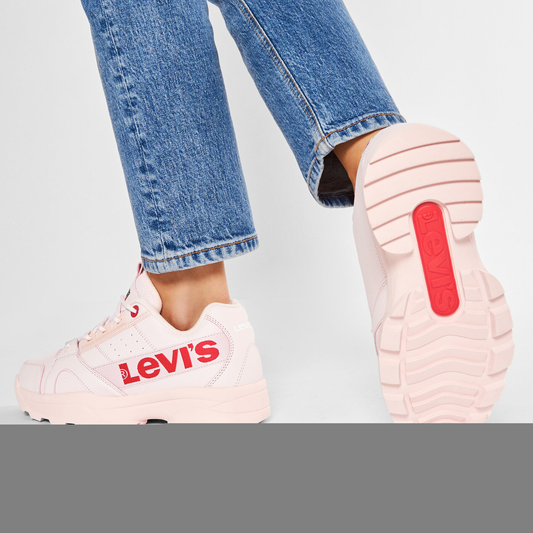 Levi's® Superge VSOH0055S Roza - Pepit.si