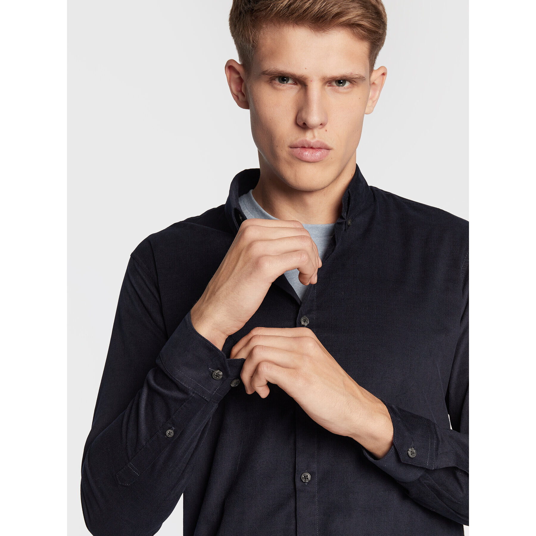 Lindbergh Srajca 30-203248 Mornarsko modra Slim Fit - Pepit.si