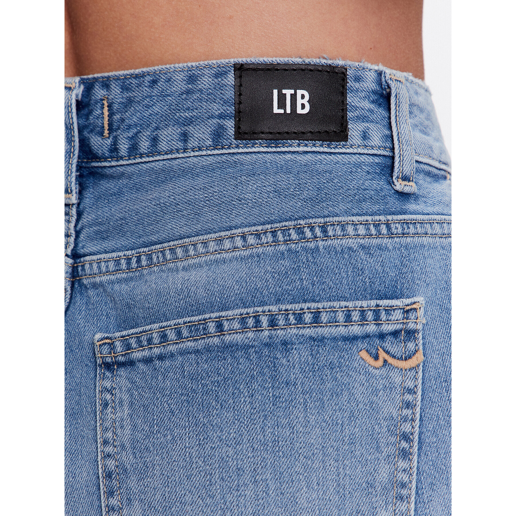 LTB Jeans kratke hlače Belinda 60975 15315 Modra Mom Fit - Pepit.si