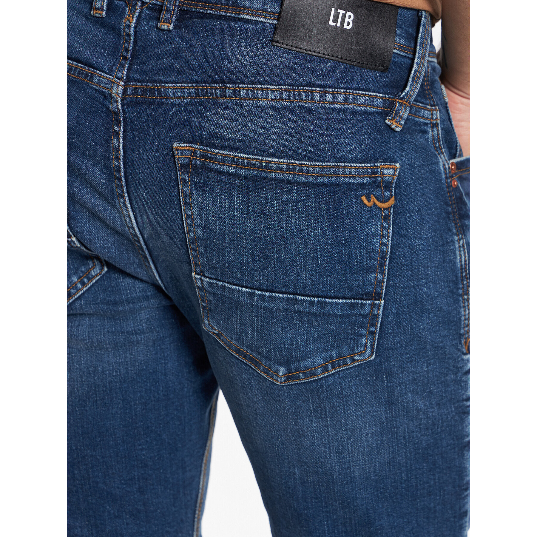 LTB Jeans kratke hlače Lance 60481 14438 Mornarsko modra Regular Fit - Pepit.si