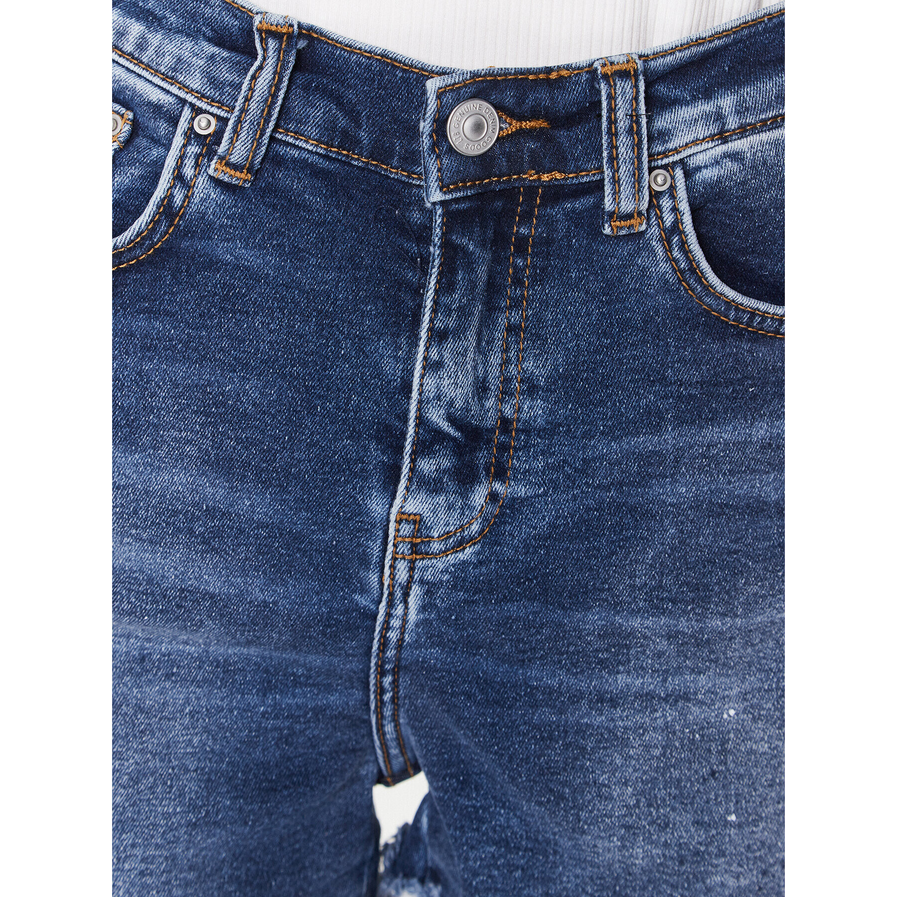 LTB Jeans kratke hlače Layla 60589 15386 Mornarsko modra Regular Fit - Pepit.si