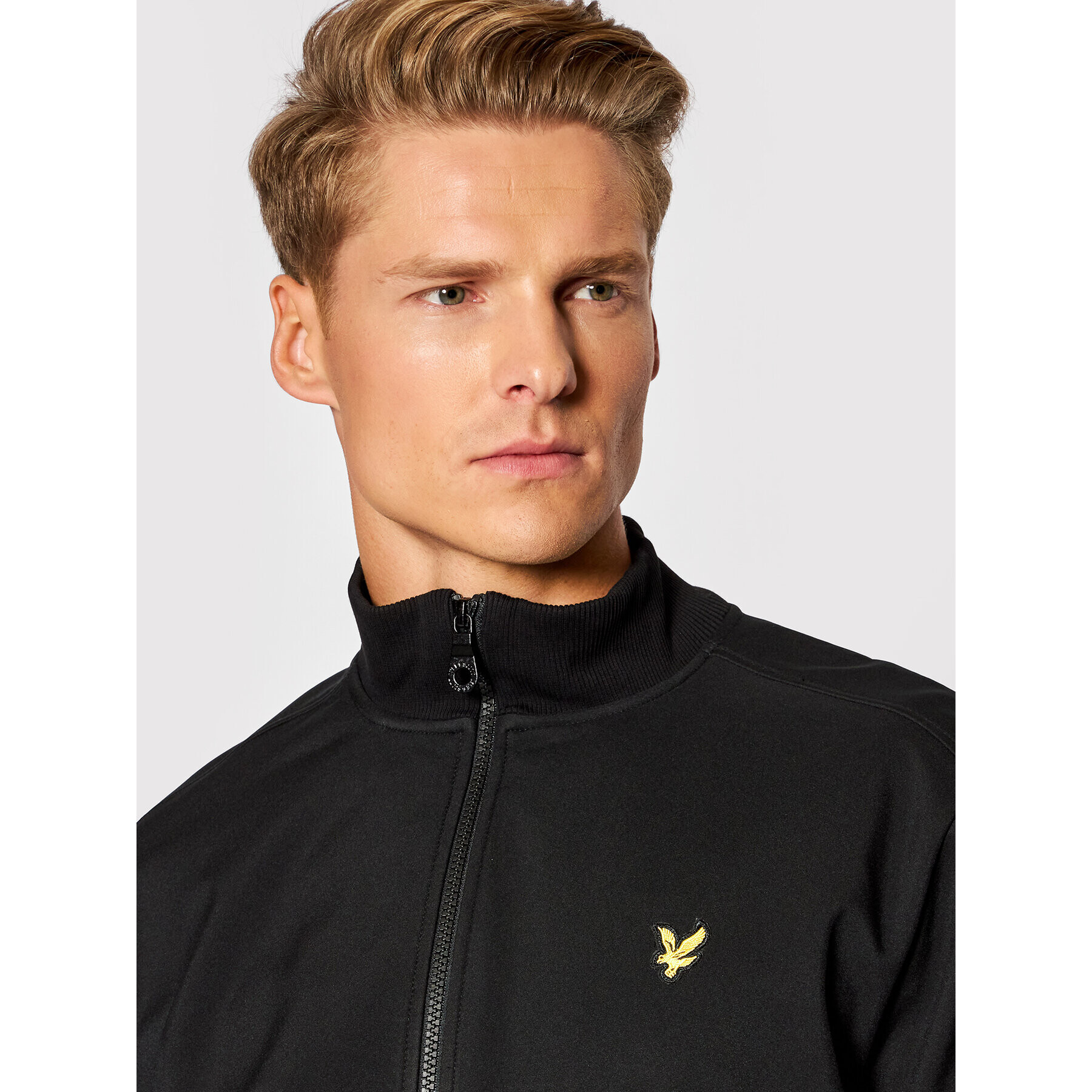 Lyle & Scott Bomber jakna Zip Trough Funnel Neck ML604VTR Črna Regular Fit - Pepit.si