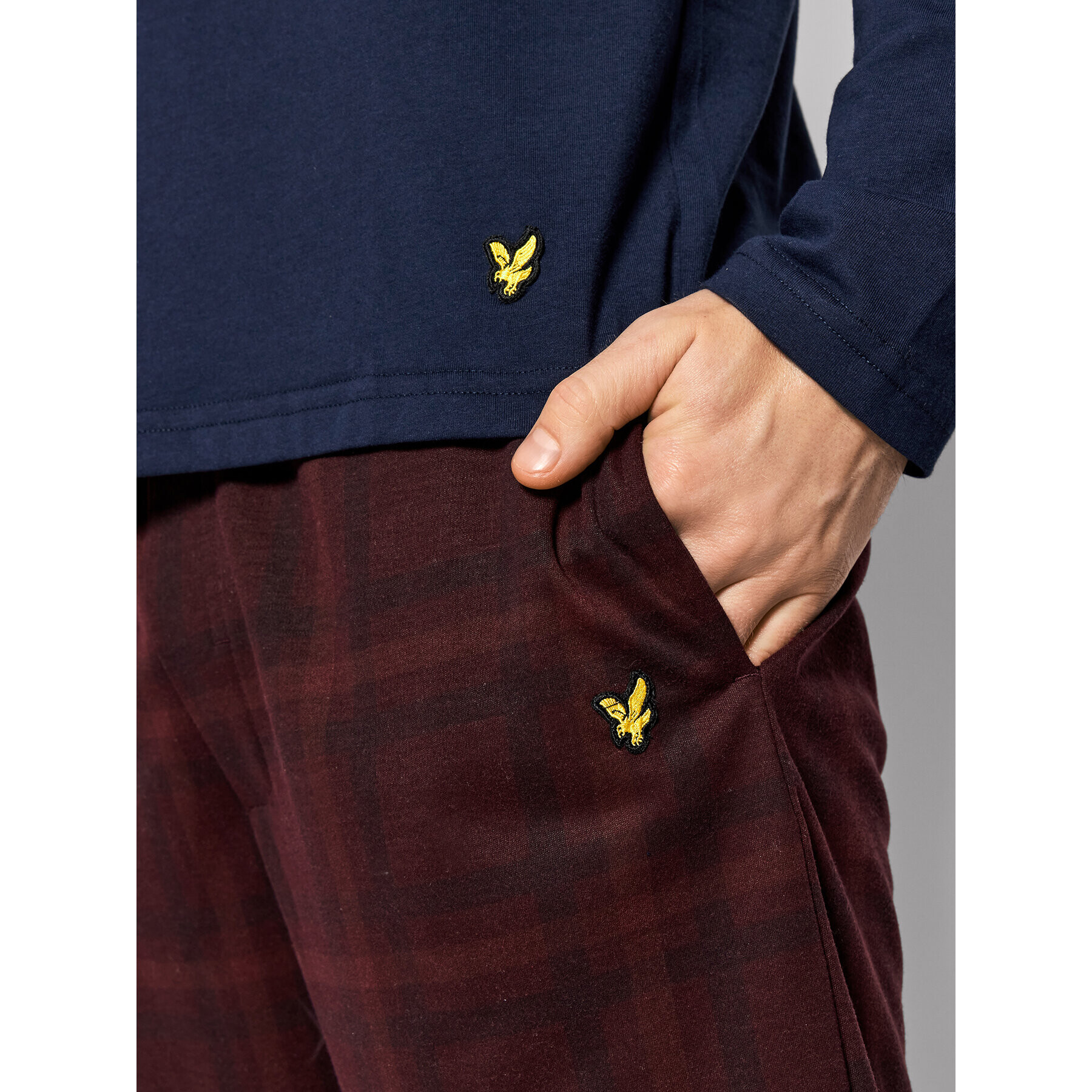 Lyle & Scott Pižama Clive LSLSET941 Pisana Regular Fit - Pepit.si