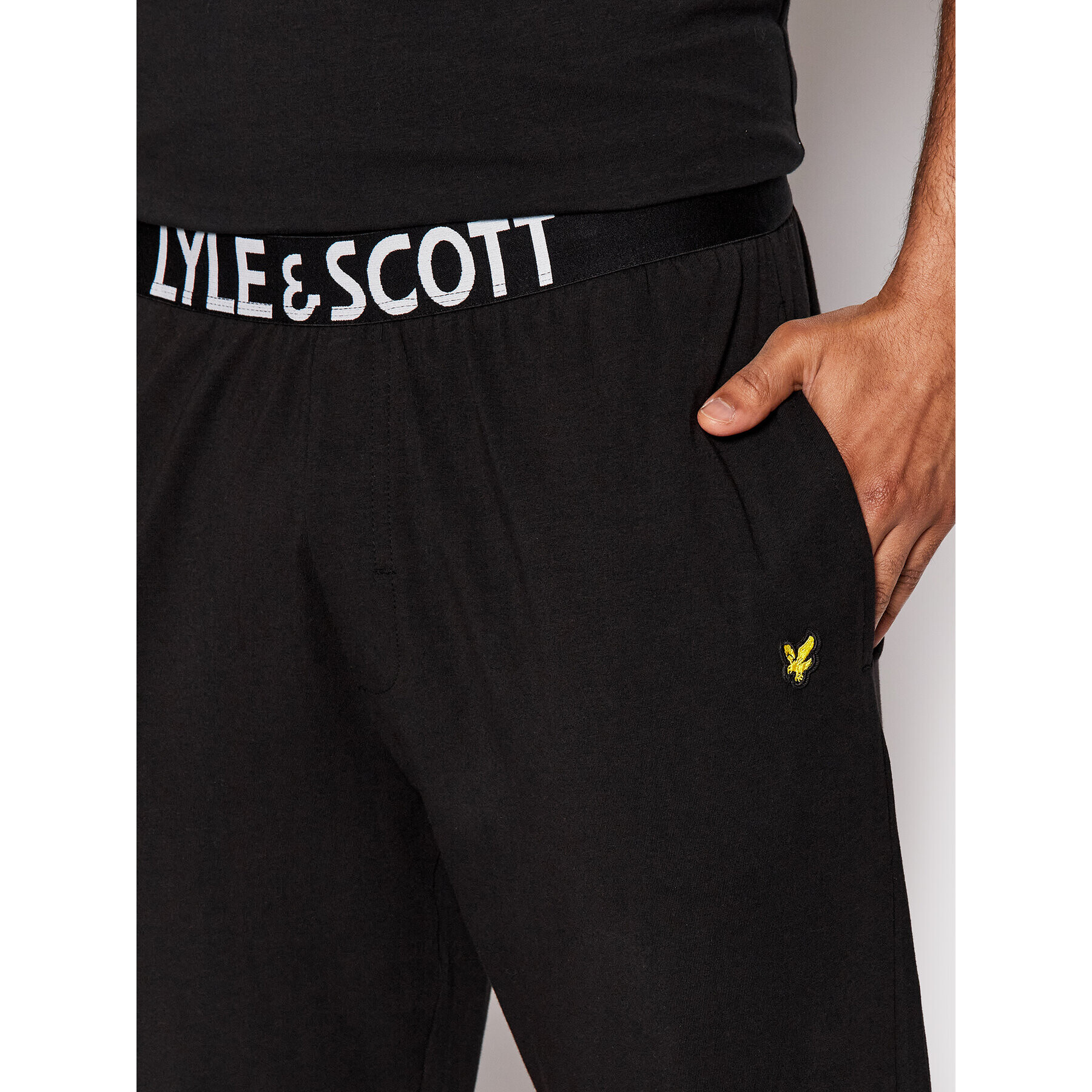 Lyle & Scott Pižama Eric LSLSET972 Črna Regular Fit - Pepit.si