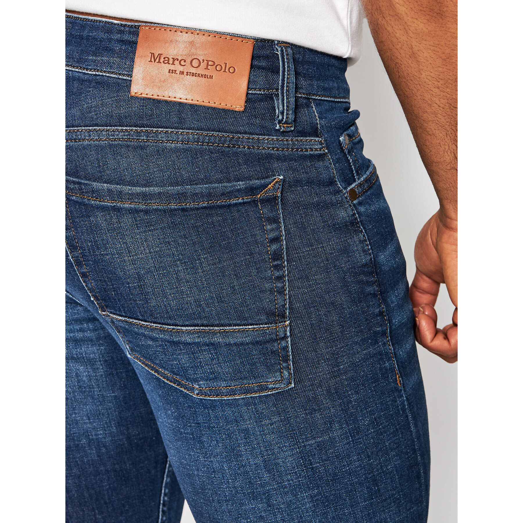 Marc O'Polo Jeans hlače B21 9214 12048 Mornarsko modra Shaped Fit - Pepit.si