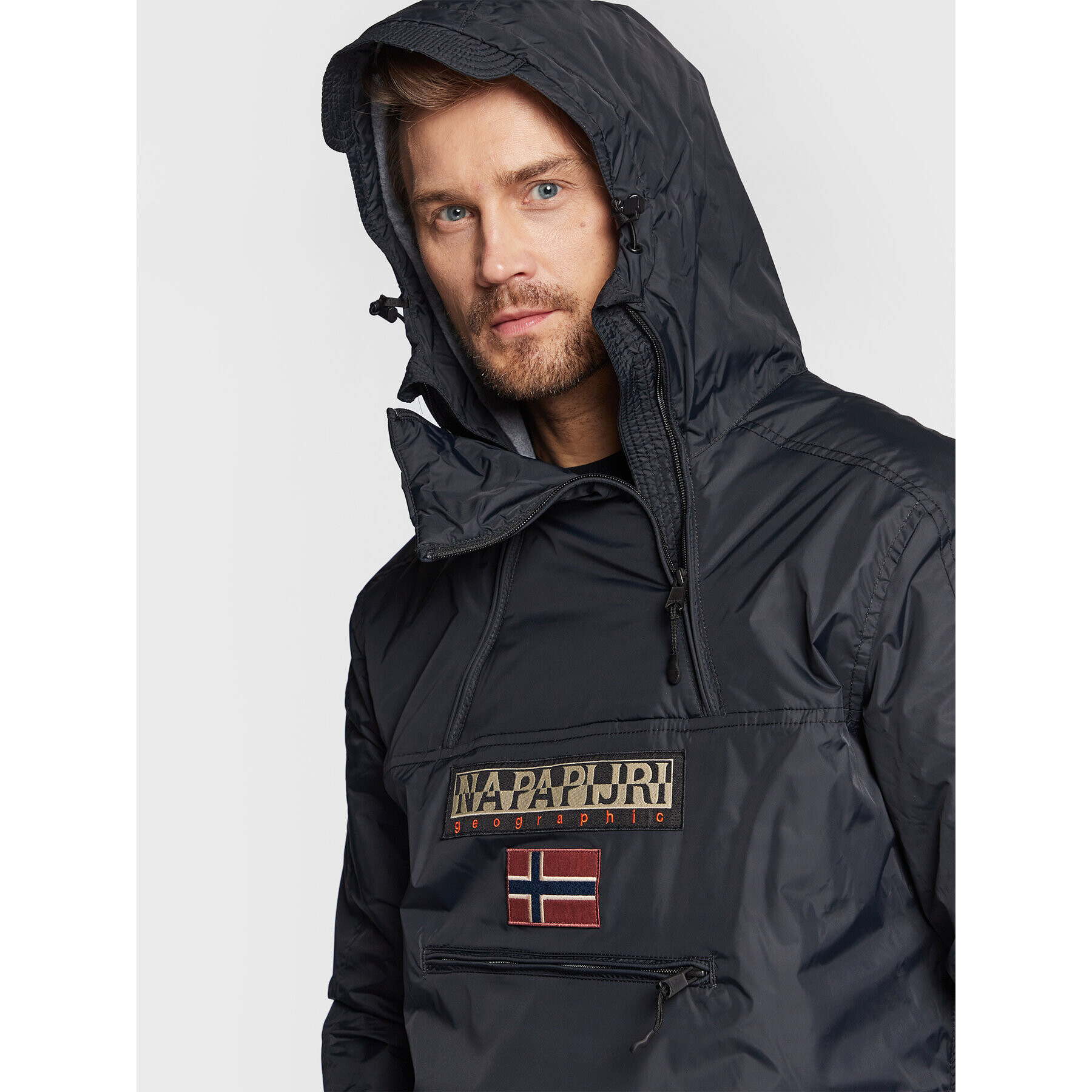 Napapijri Anorak Northfarer 2.0 Wint NP0A4GS5 Črna Regular Fit - Pepit.si