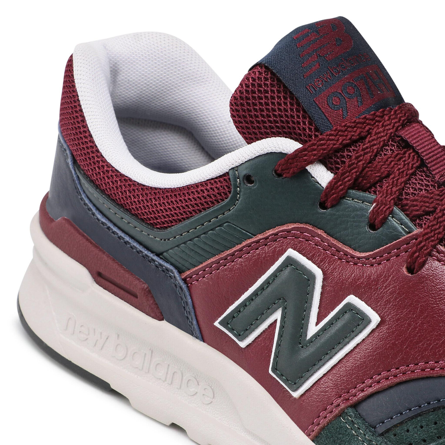 New Balance Superge CM997HWA Zelena - Pepit.si