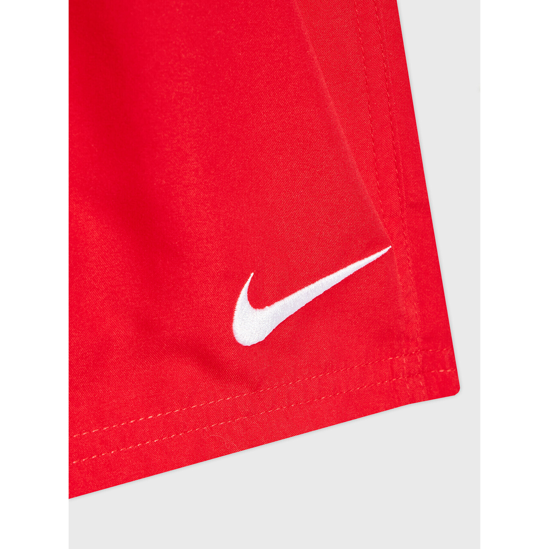 Nike Kopalne hlače Essential NESSB866 Rdeča Regular Fit - Pepit.si