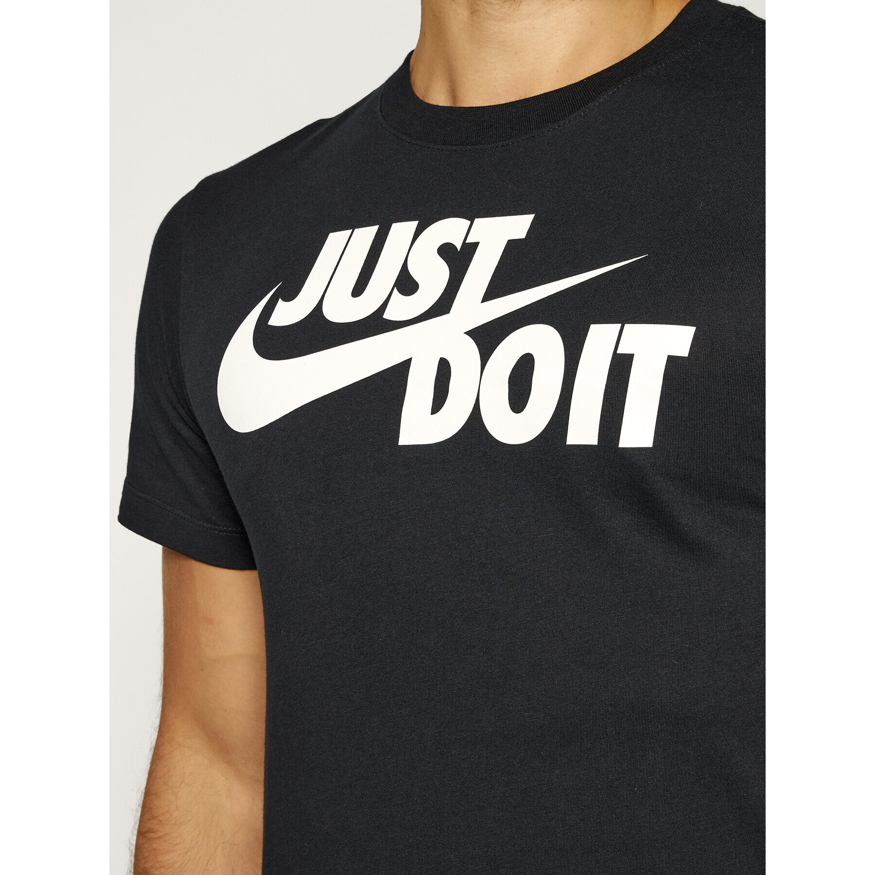 Nike Majica Just Do It Swoosh AR5006 Črna Regular Fit - Pepit.si