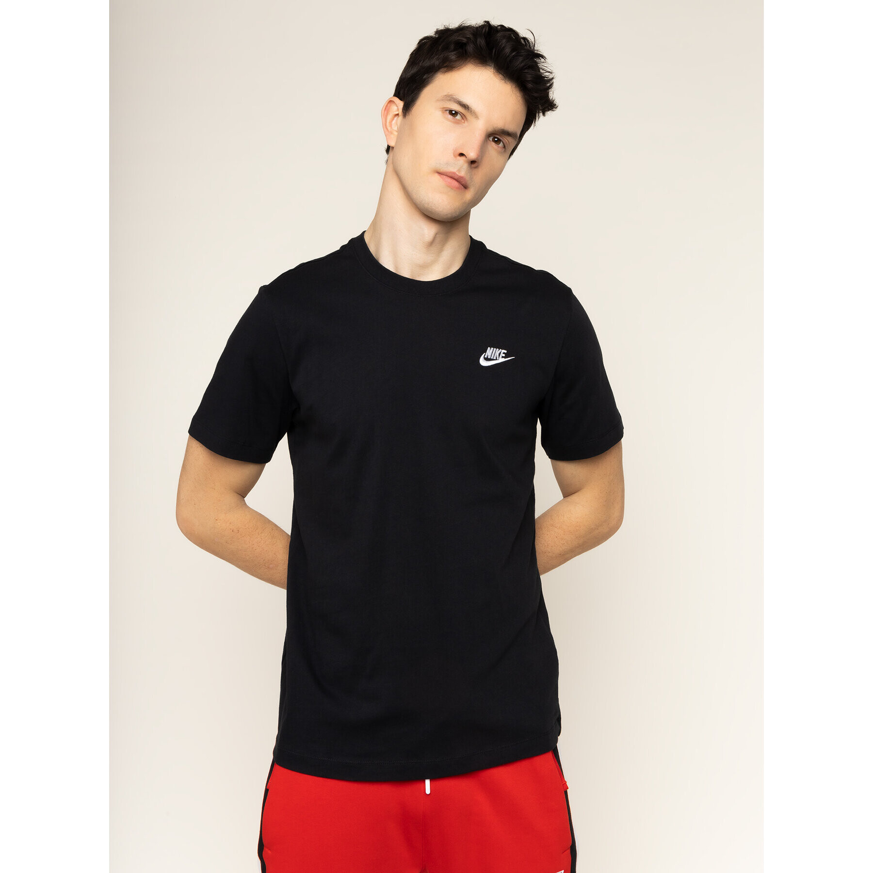 Nike Majica Sportswear Club AR4997 Črna Standard Fit - Pepit.si