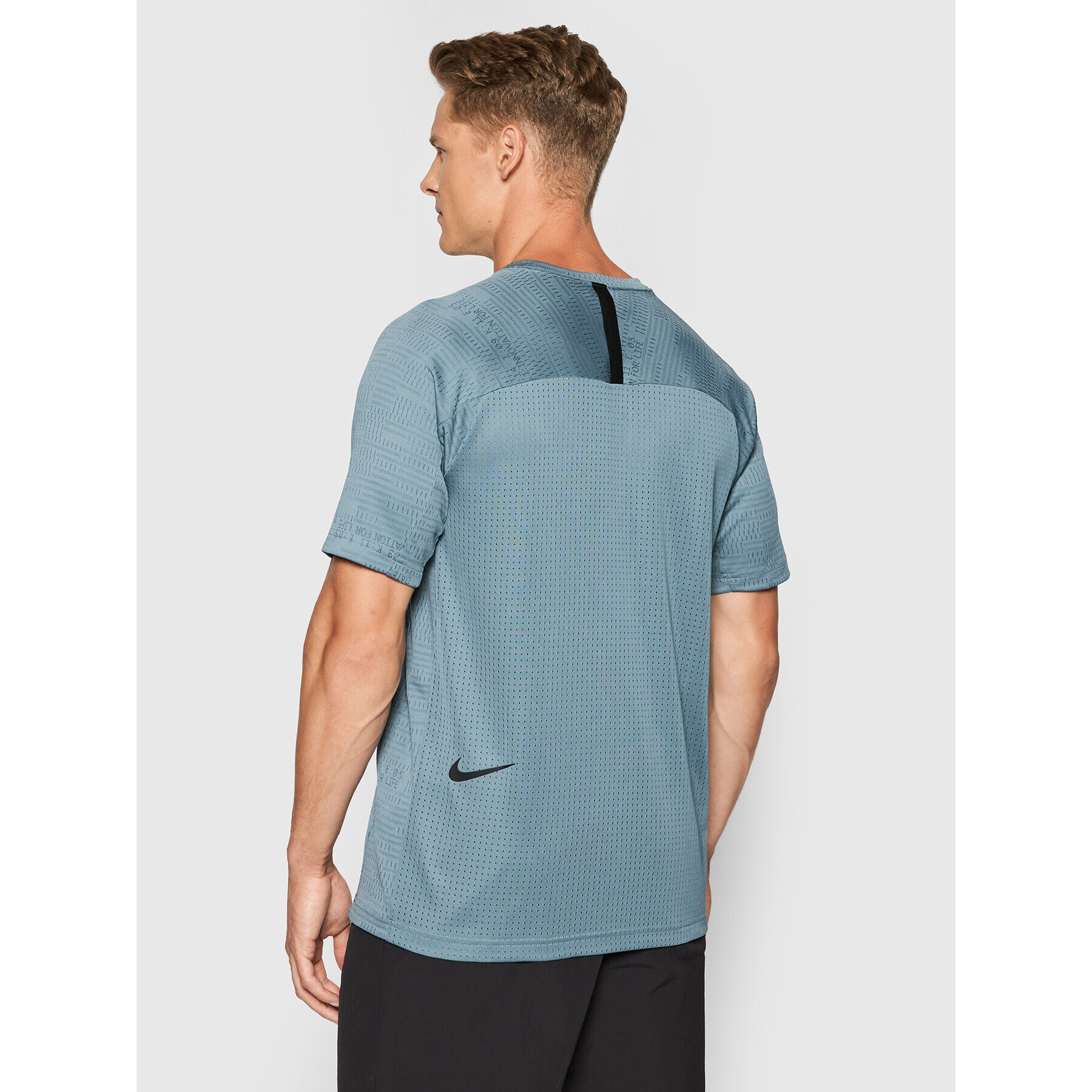 Nike Majica Tech Pack CU3764 Modra Standard Fit - Pepit.si