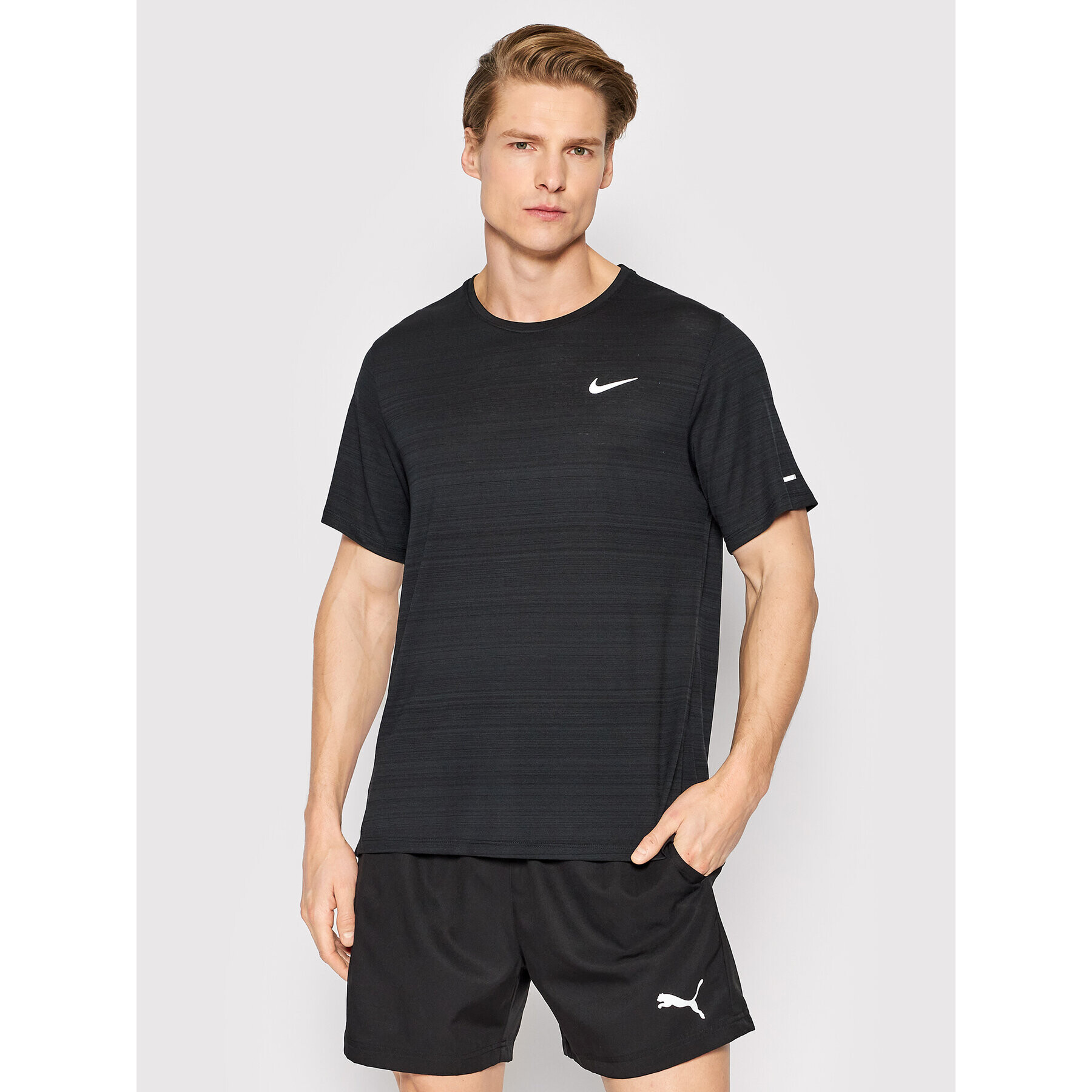 Nike Športna majica Dri-FIT Miler CU5992 Črna Regular Fit - Pepit.si