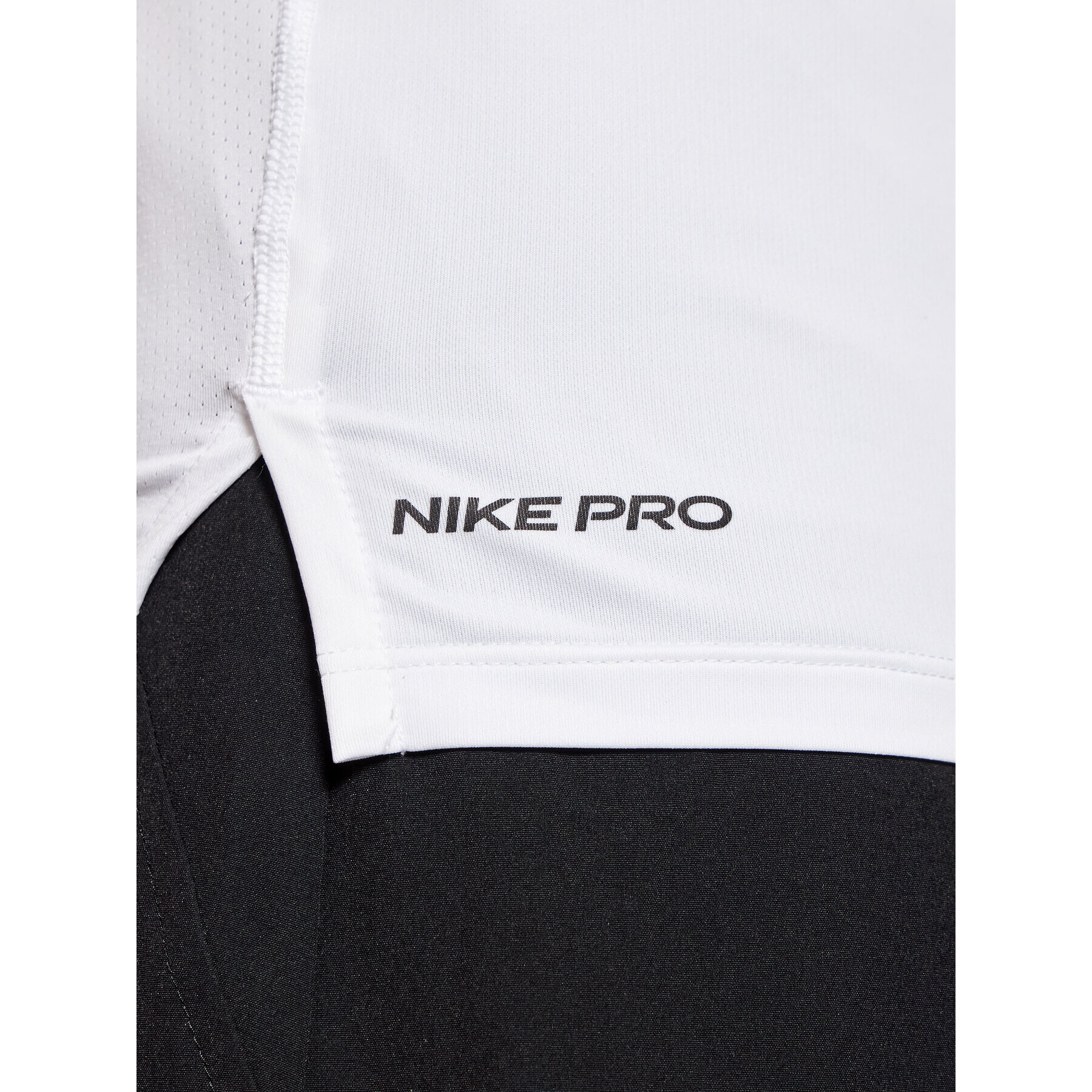 Nike Športna majica Pro BV5631 Bela Tight Fit - Pepit.si