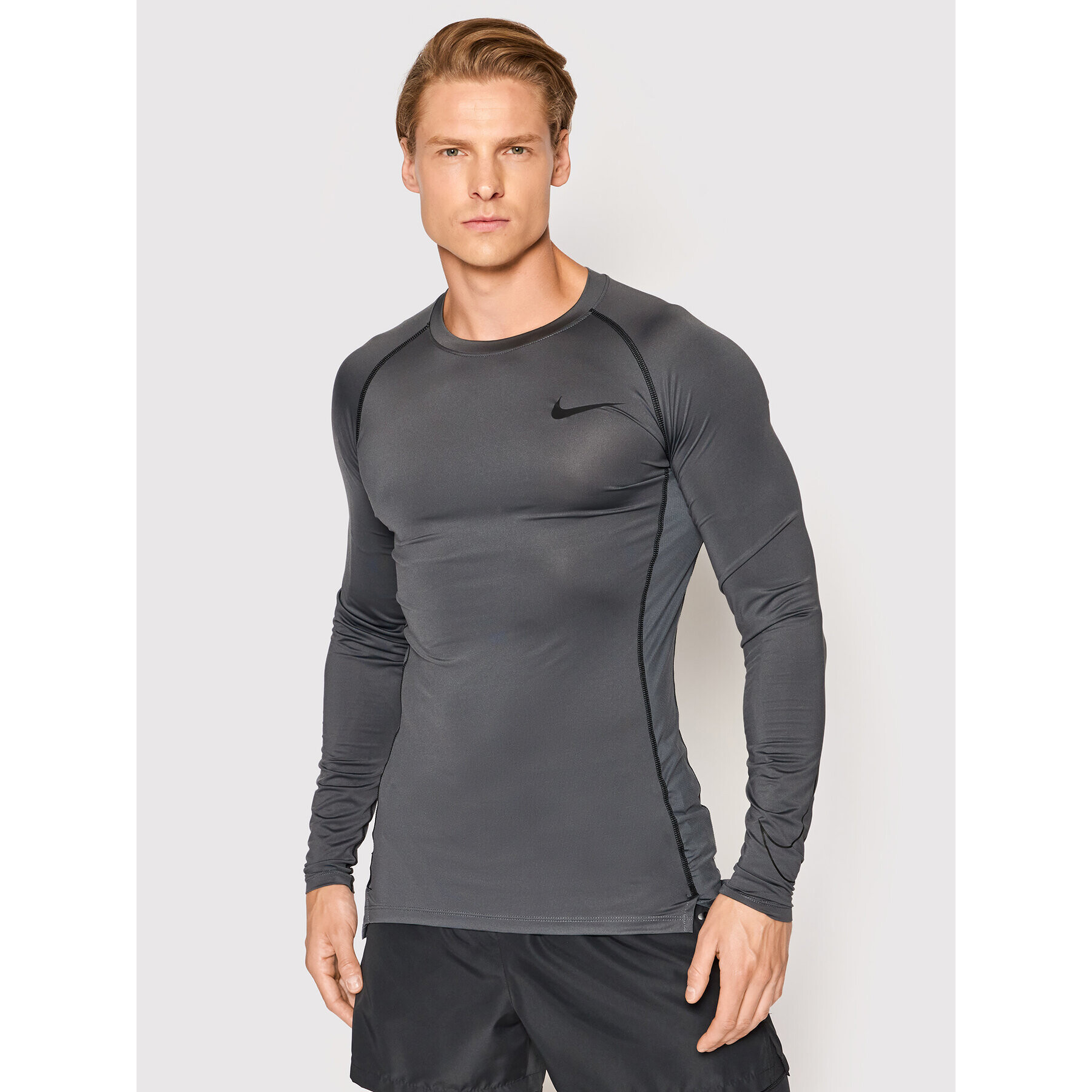 Nike Športna majica Pro Dri-Fit DD1990 Siva Tight Fit - Pepit.si