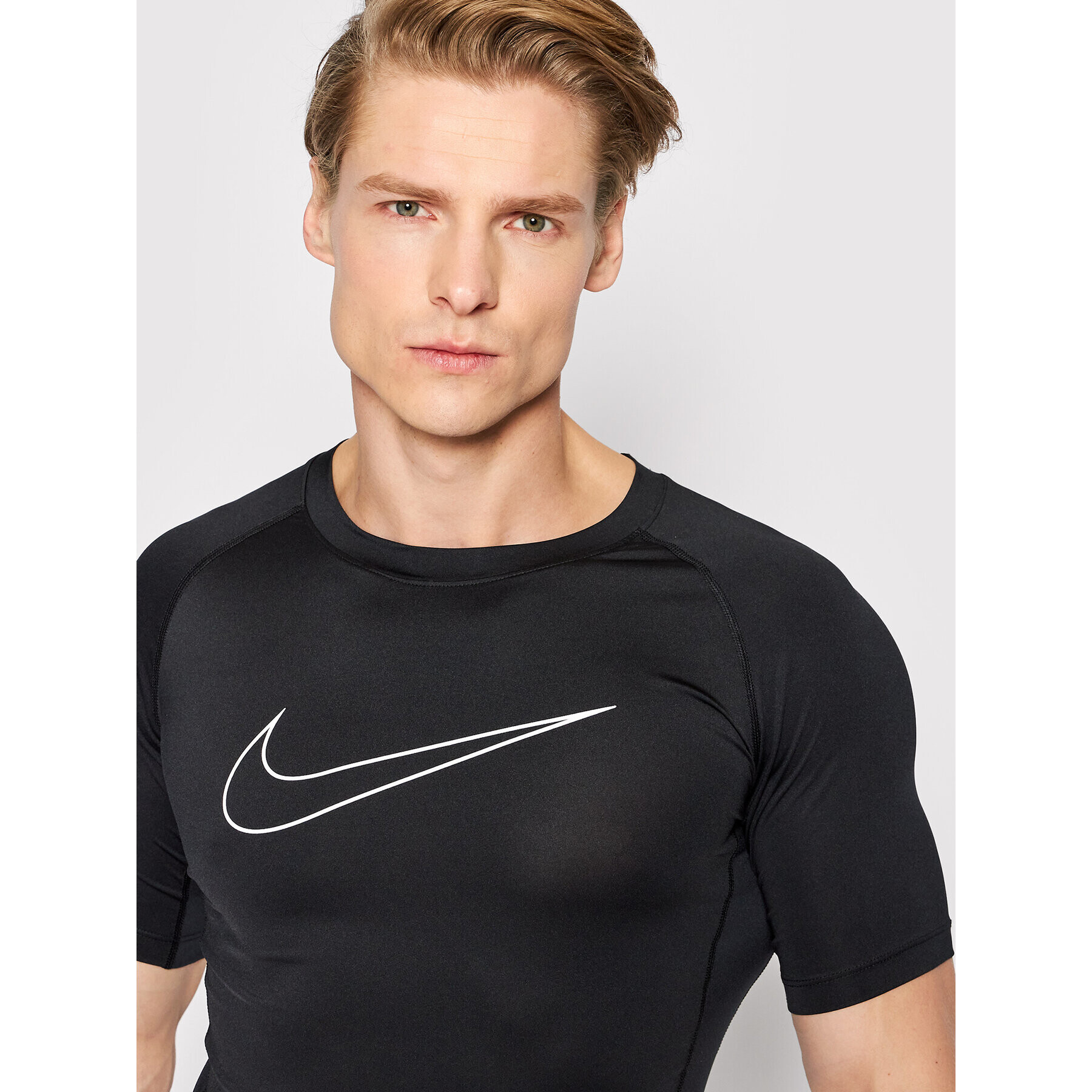 Nike Športna majica Pro Dri-FIT DD1992 Črna Slim Fit - Pepit.si