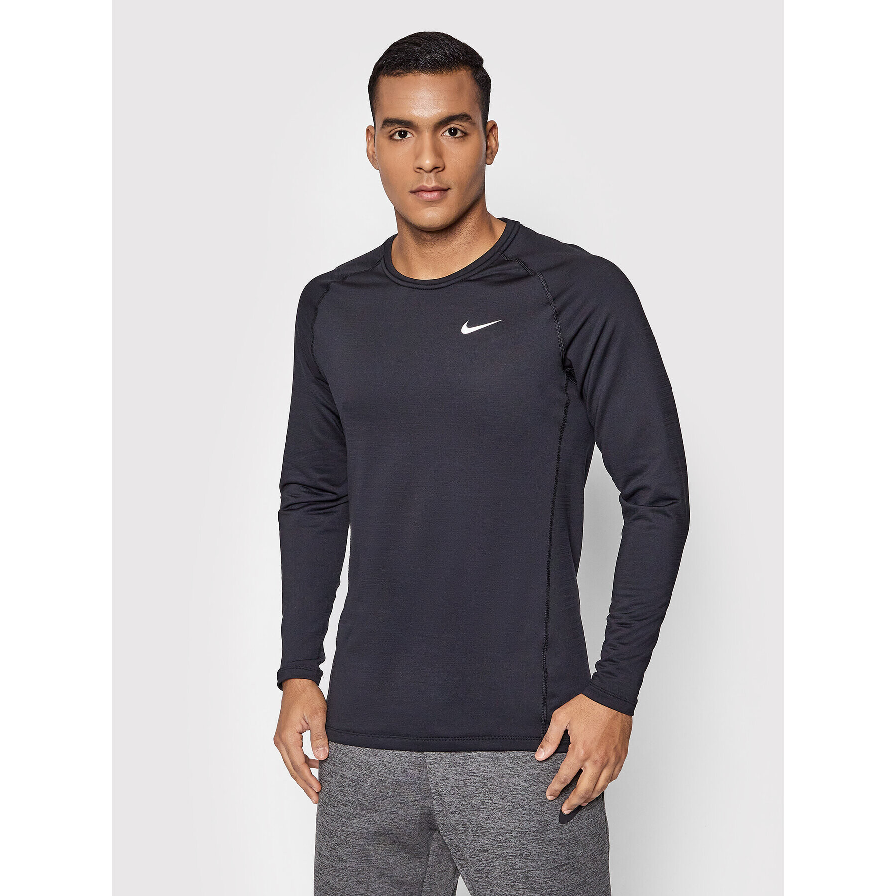 Nike Športna majica Pro Warm CU6740 Črna Slim Fit - Pepit.si