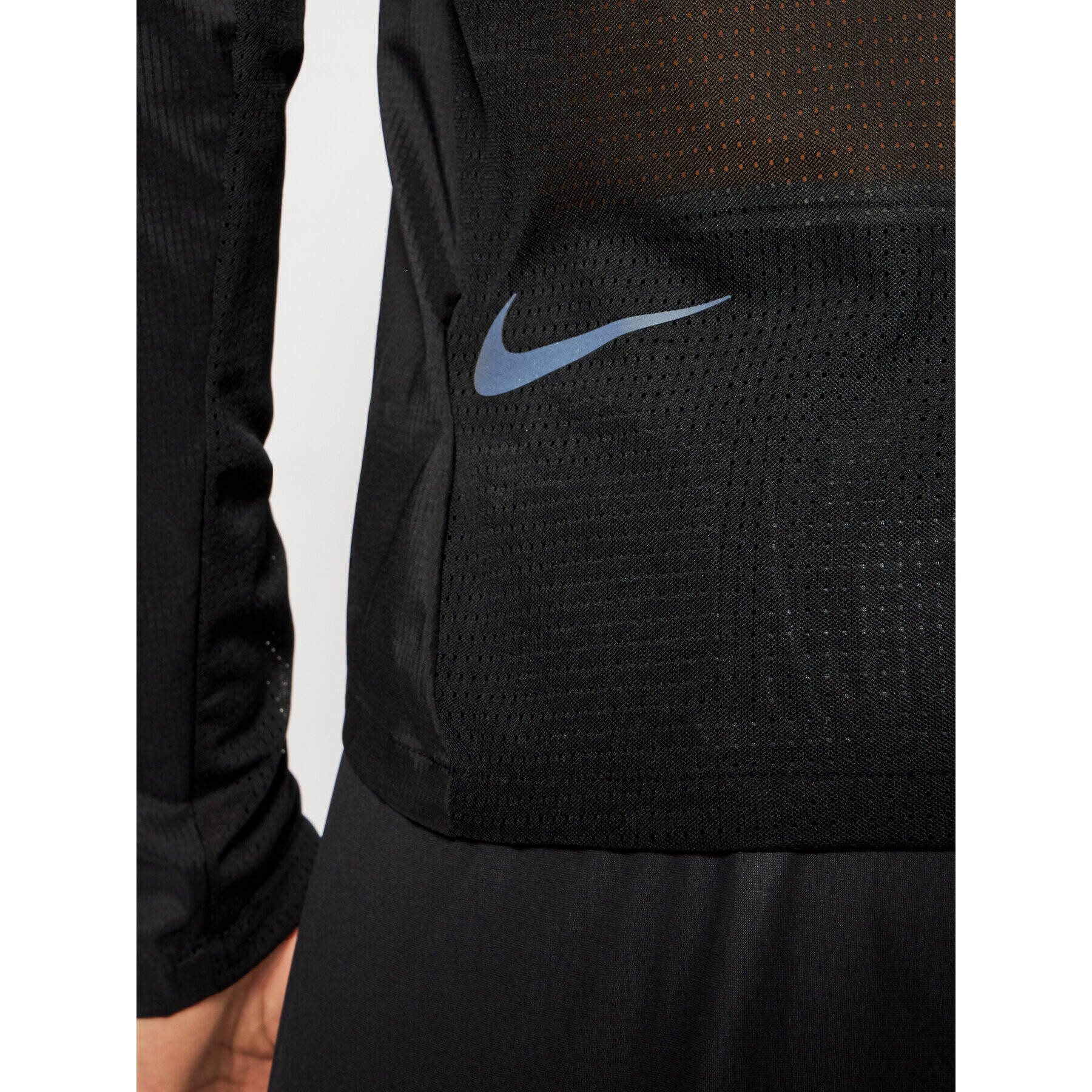 Nike Športna majica Tech Pack CJ5780 Črna Standard Fit - Pepit.si