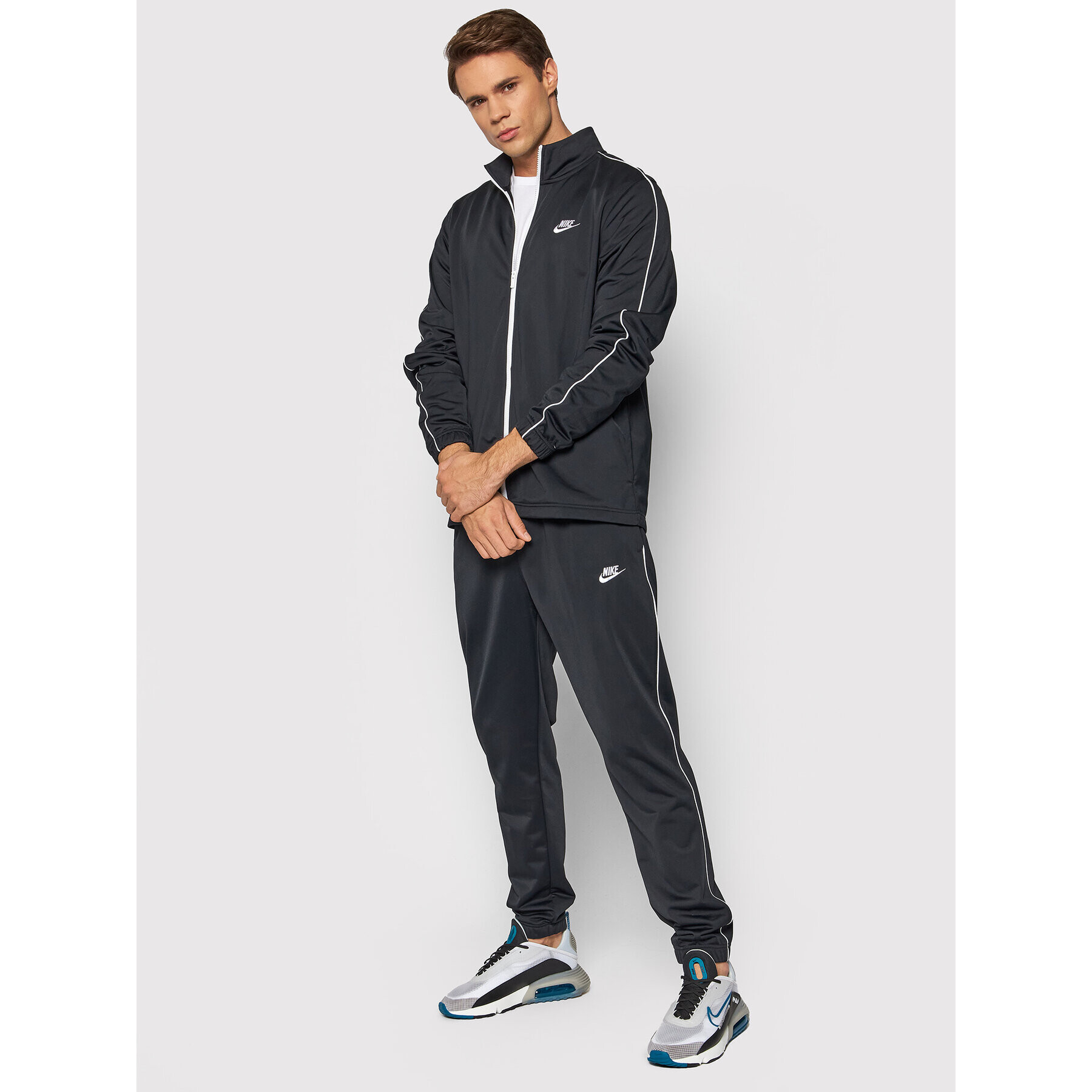 Nike Trenirka Sportswear BV3034 Črna Regular Fit - Pepit.si