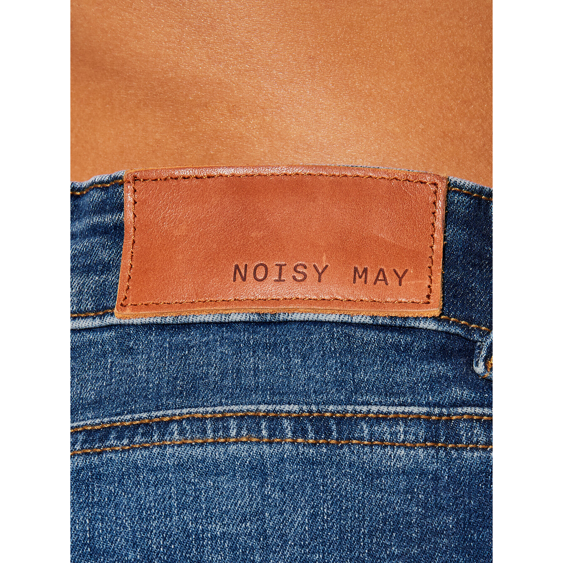 Noisy May Jeans hlače Lucy 27016460 Mornarsko modra Skinny Fit - Pepit.si