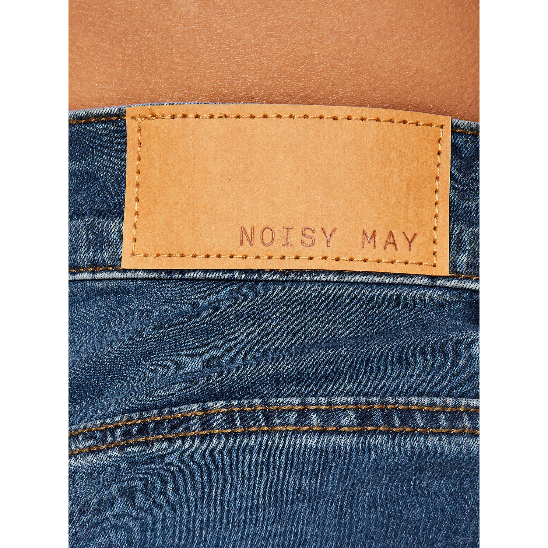 Noisy May Jeans hlače Sallie 27017557 Mornarsko modra Regular Fit - Pepit.si