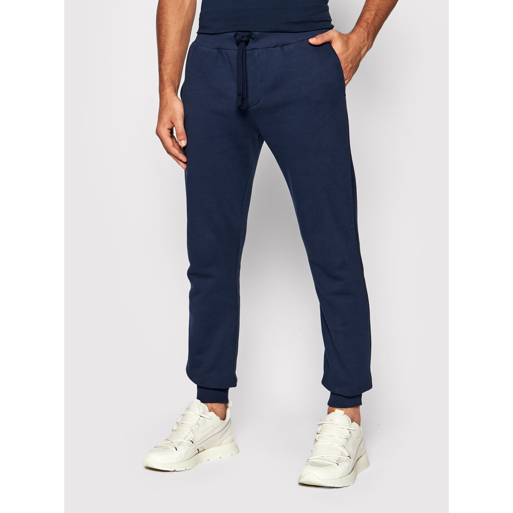 North Sails Spodnji del trenirke Jogging Bottoms 672905 Mornarsko modra Regular Fit - Pepit.si