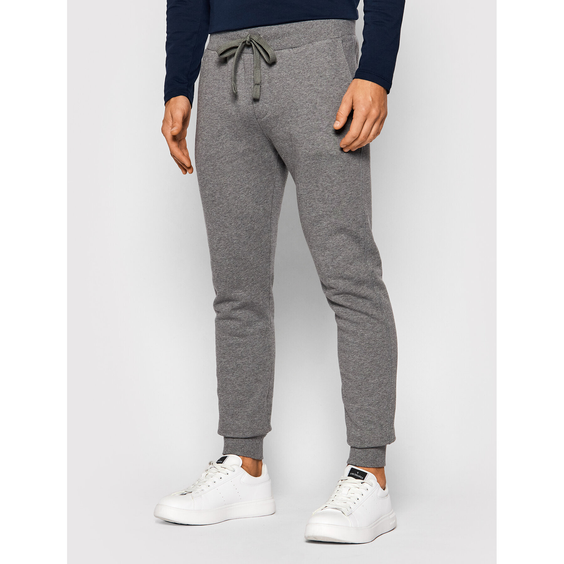 North Sails Spodnji del trenirke Jogging Bottoms 672905 Siva Regular Fit - Pepit.si