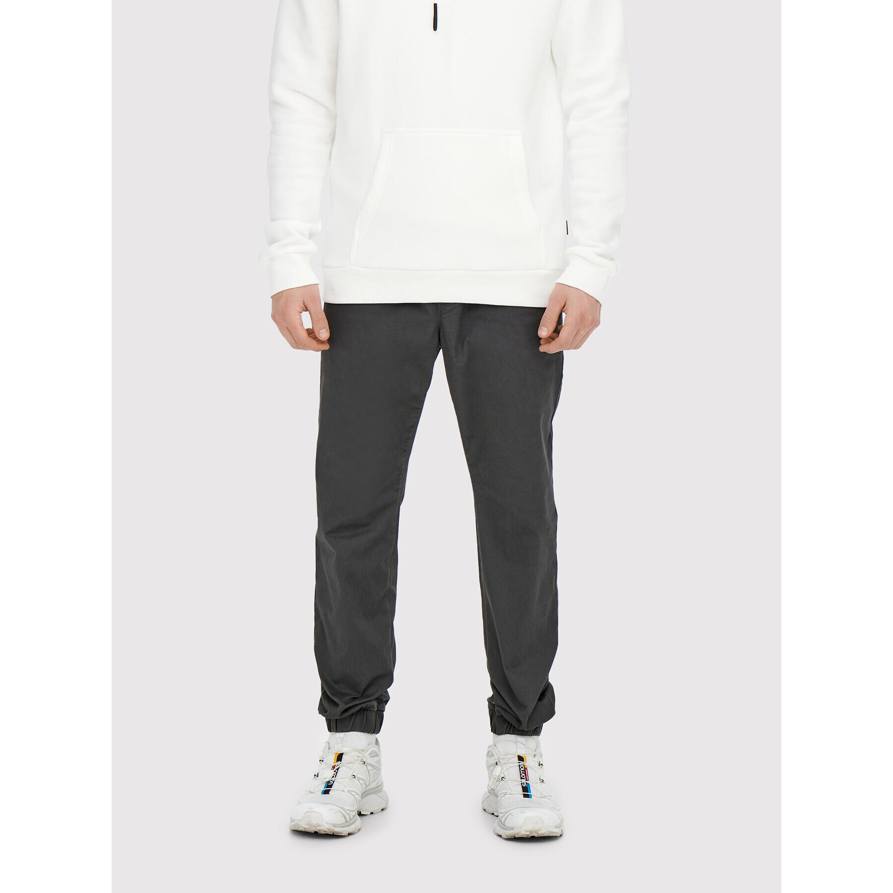 Only & Sons Jogging hlače Linus 22018661 Siva Tapered Fit - Pepit.si