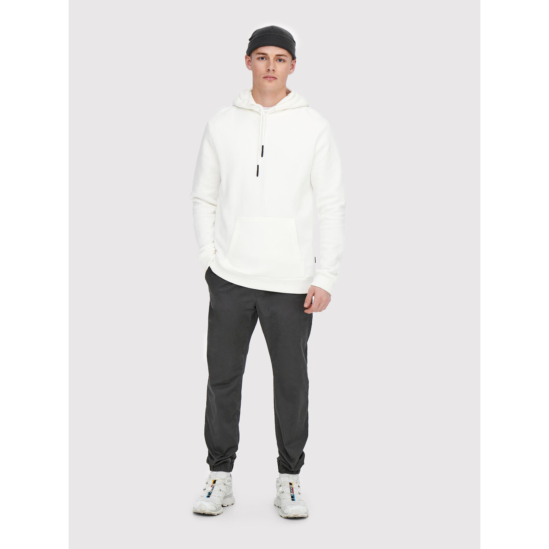 Only & Sons Jogging hlače Linus 22018661 Siva Tapered Fit - Pepit.si