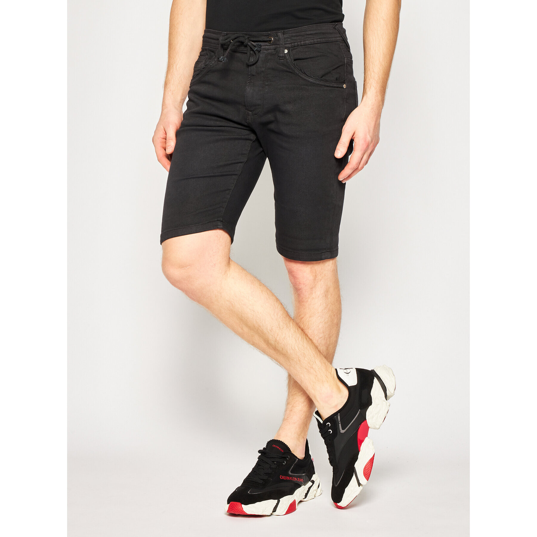 Pepe Jeans Jeans kratke hlače Jagger Short PM800720 Črna Regular Fit - Pepit.si