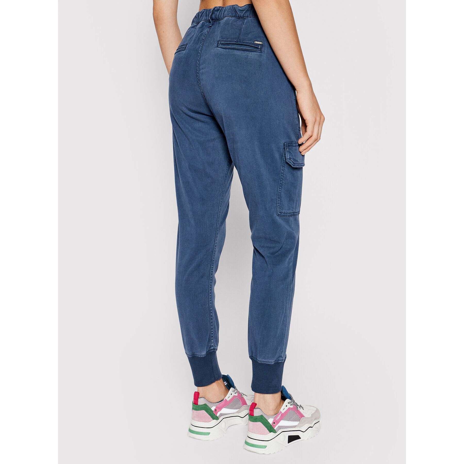 Pepe Jeans Jogging hlače New Crusade PL211492 Mornarsko modra Relaxed Fit - Pepit.si