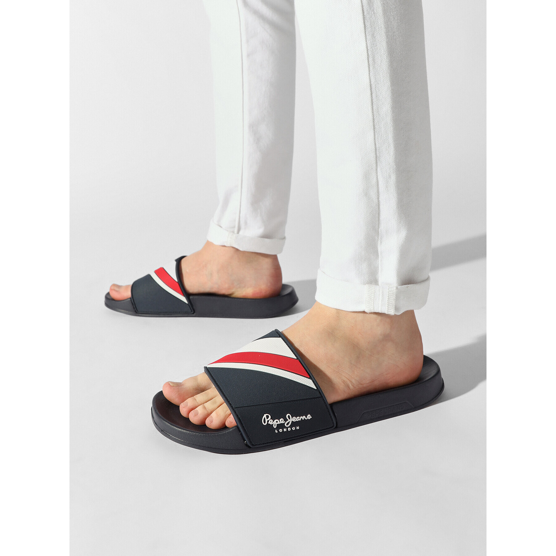 Pepe Jeans Natikači Slider Texture PMS70125 Mornarsko modra - Pepit.si