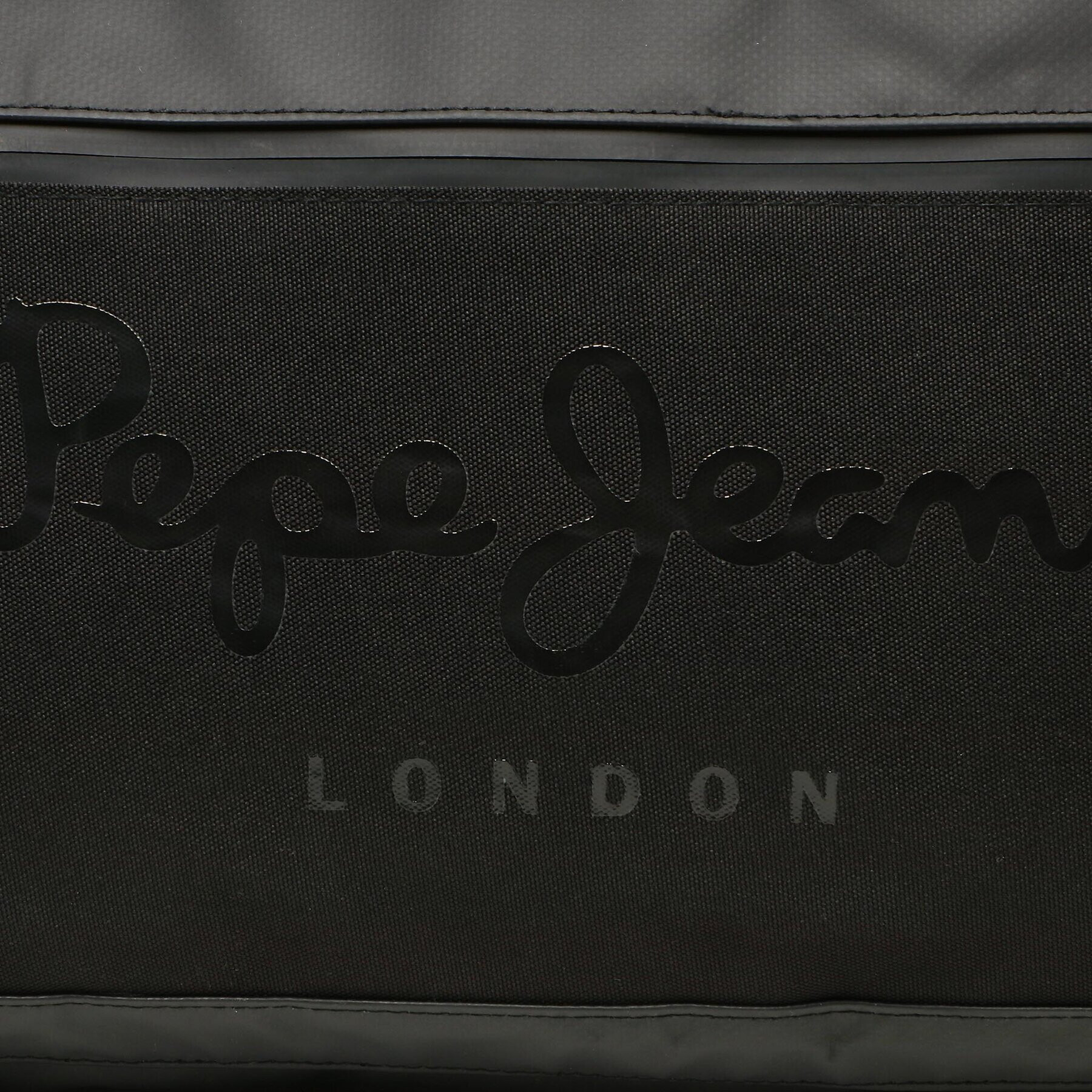 Pepe Jeans Torbica Edgar Weekend PM030747 Črna - Pepit.si