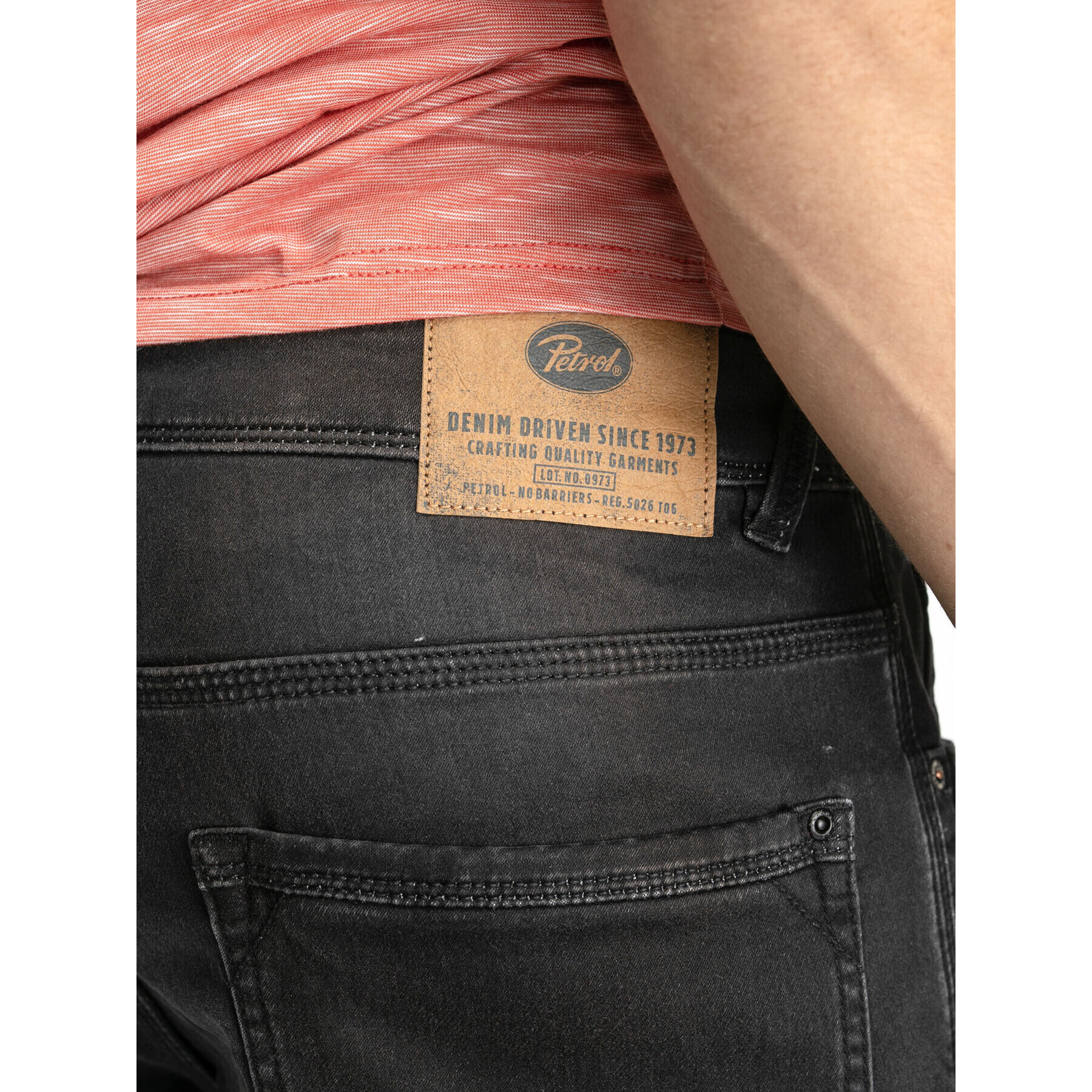 Petrol Industries Jeans kratke hlače M-1030-SHO001 Črna Regular Fit - Pepit.si