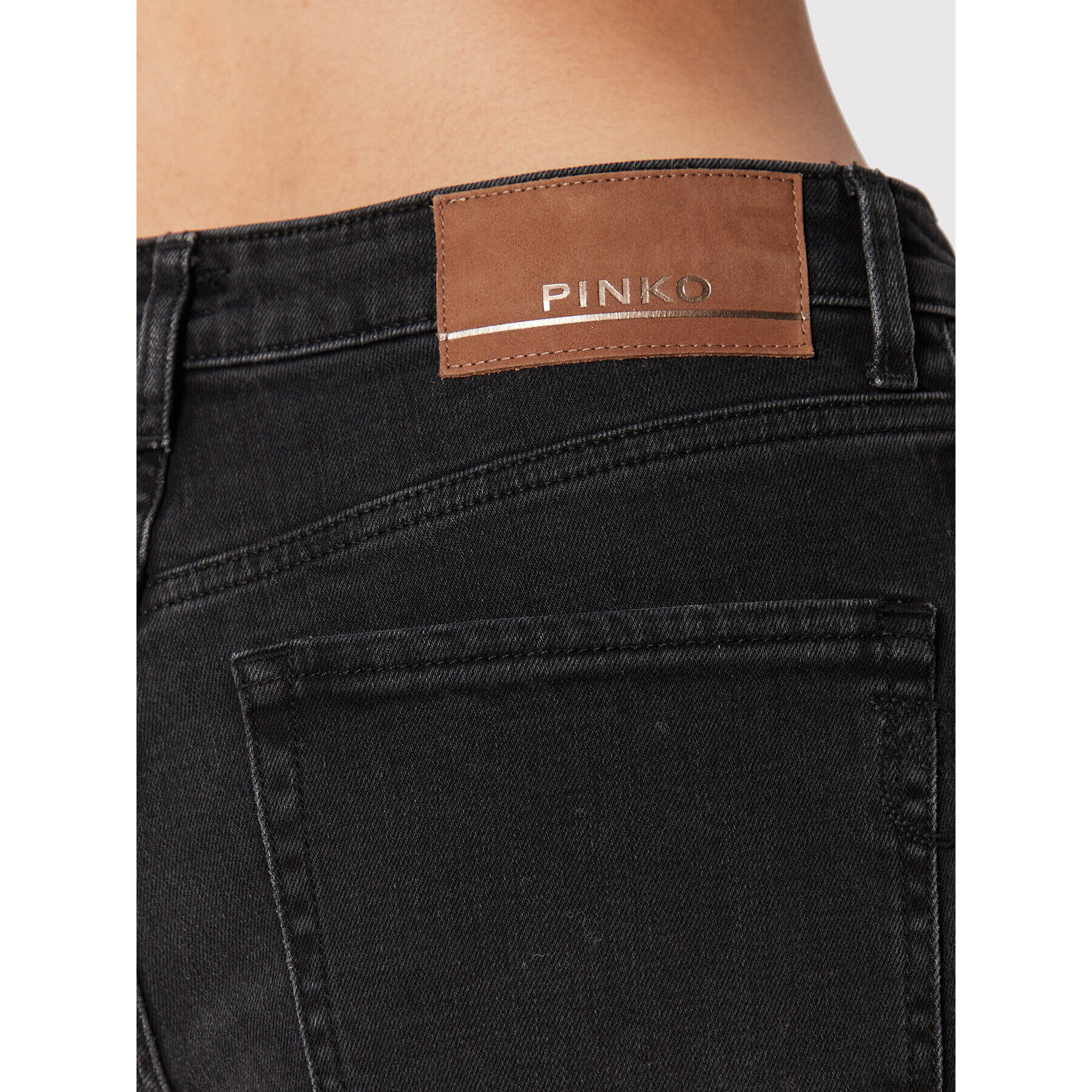 Pinko Jeans hlače Sissy 1J1128 A09G Črna Slim Fit - Pepit.si