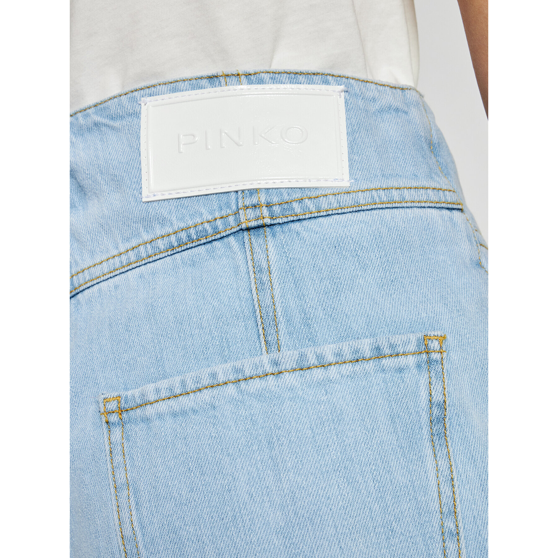 Pinko Jeans kratke hlače Pj406 PE 21 PDEN 1J10M0 Y649 Modra Regular Fit - Pepit.si