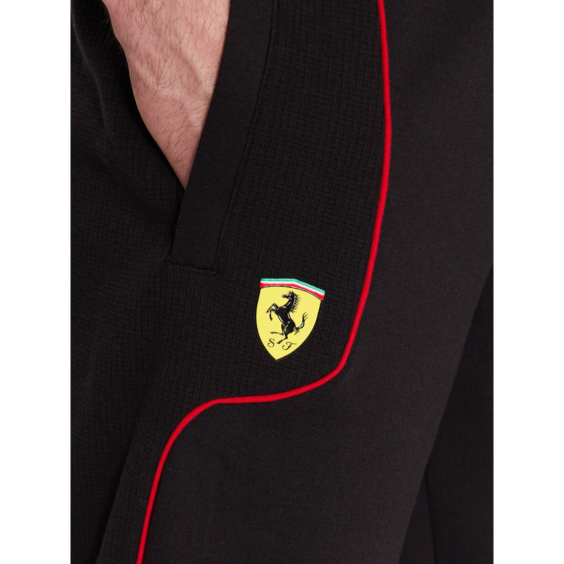 Puma Spodnji del trenirke Ferrari Race 538165 Črna Regular Fit - Pepit.si