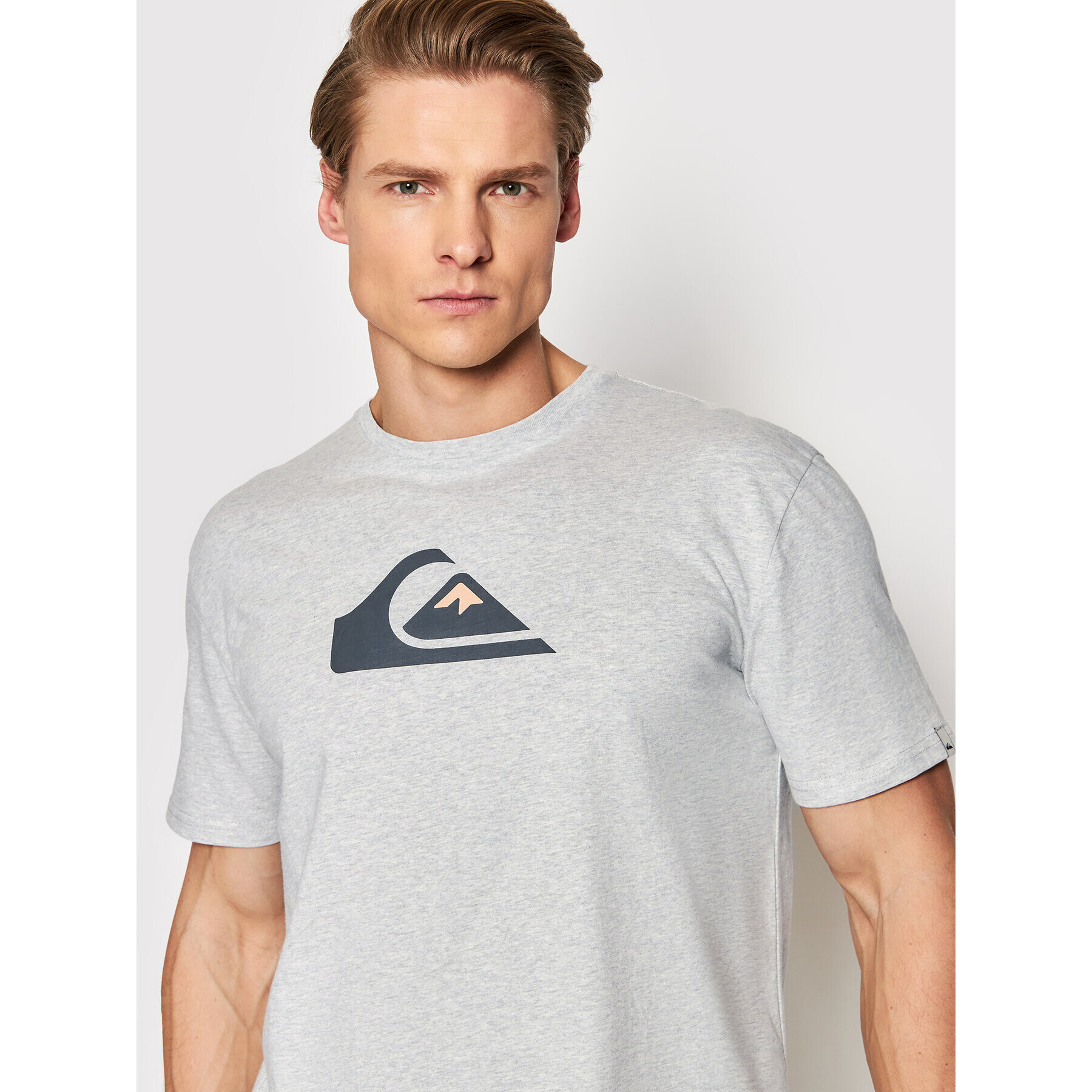 Quiksilver Majica Comp EQYZT06534 Siva Regular Fit - Pepit.si